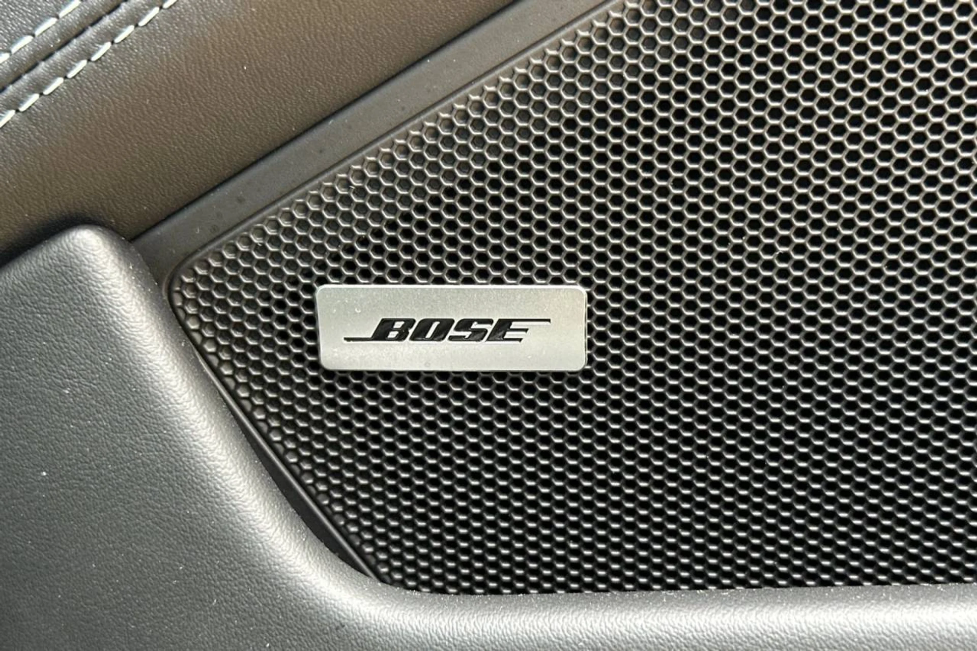 mph032_245562105_1280_d734878be6