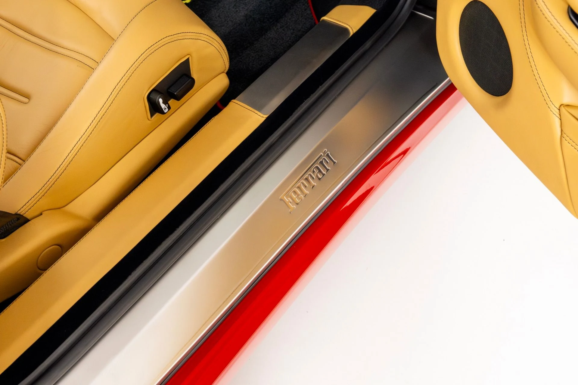 mph032_2456785427_Used_2007_Ferrari_430_F1_Spider_1764802466_f7b0f279f1