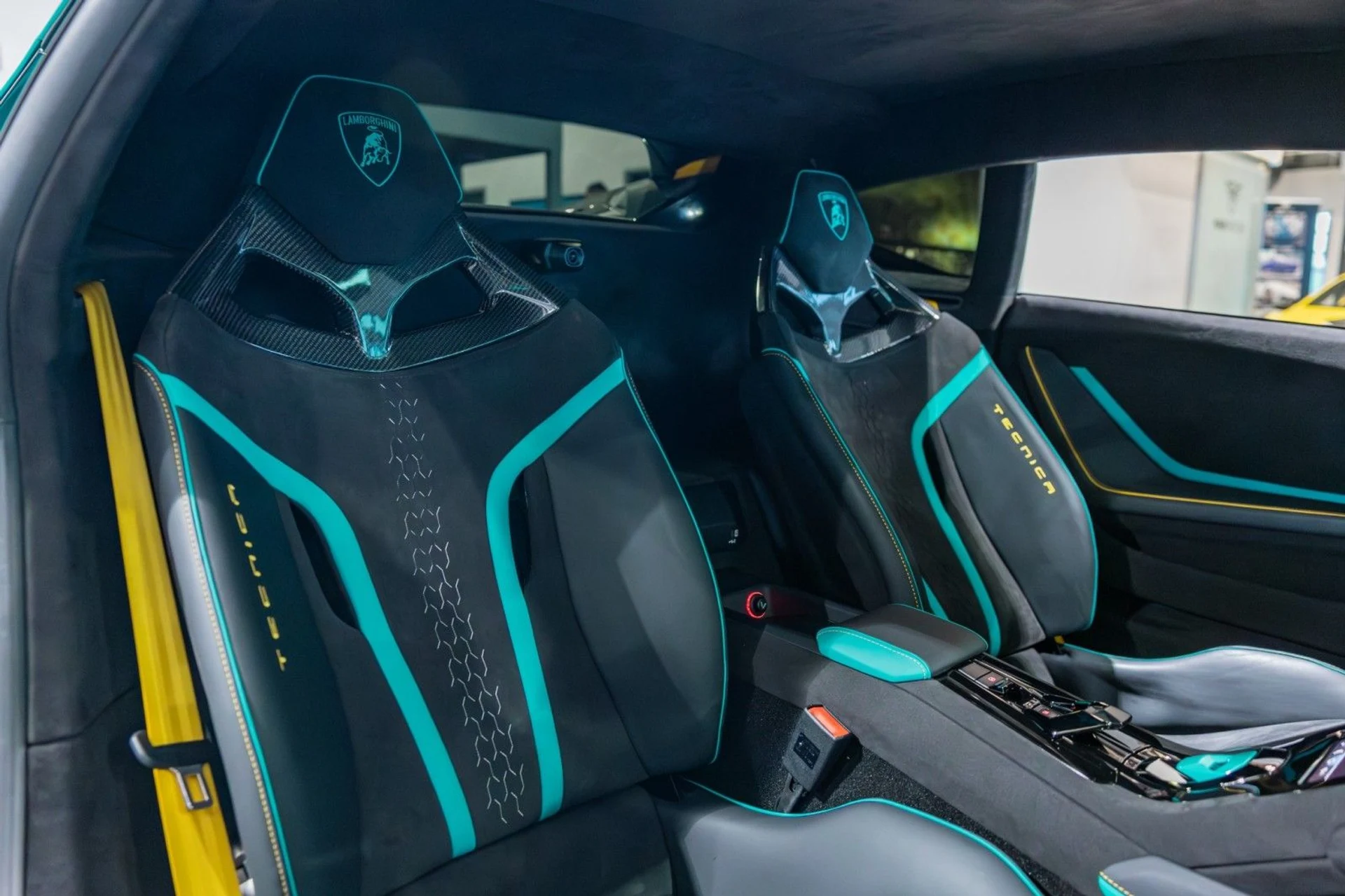 mph032_2458078753_iw_8e8a1a0aff