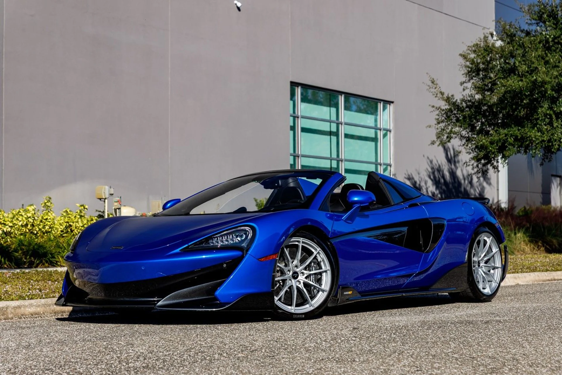 mph032_2461754109_14_p33_l_e1dcd83d7b