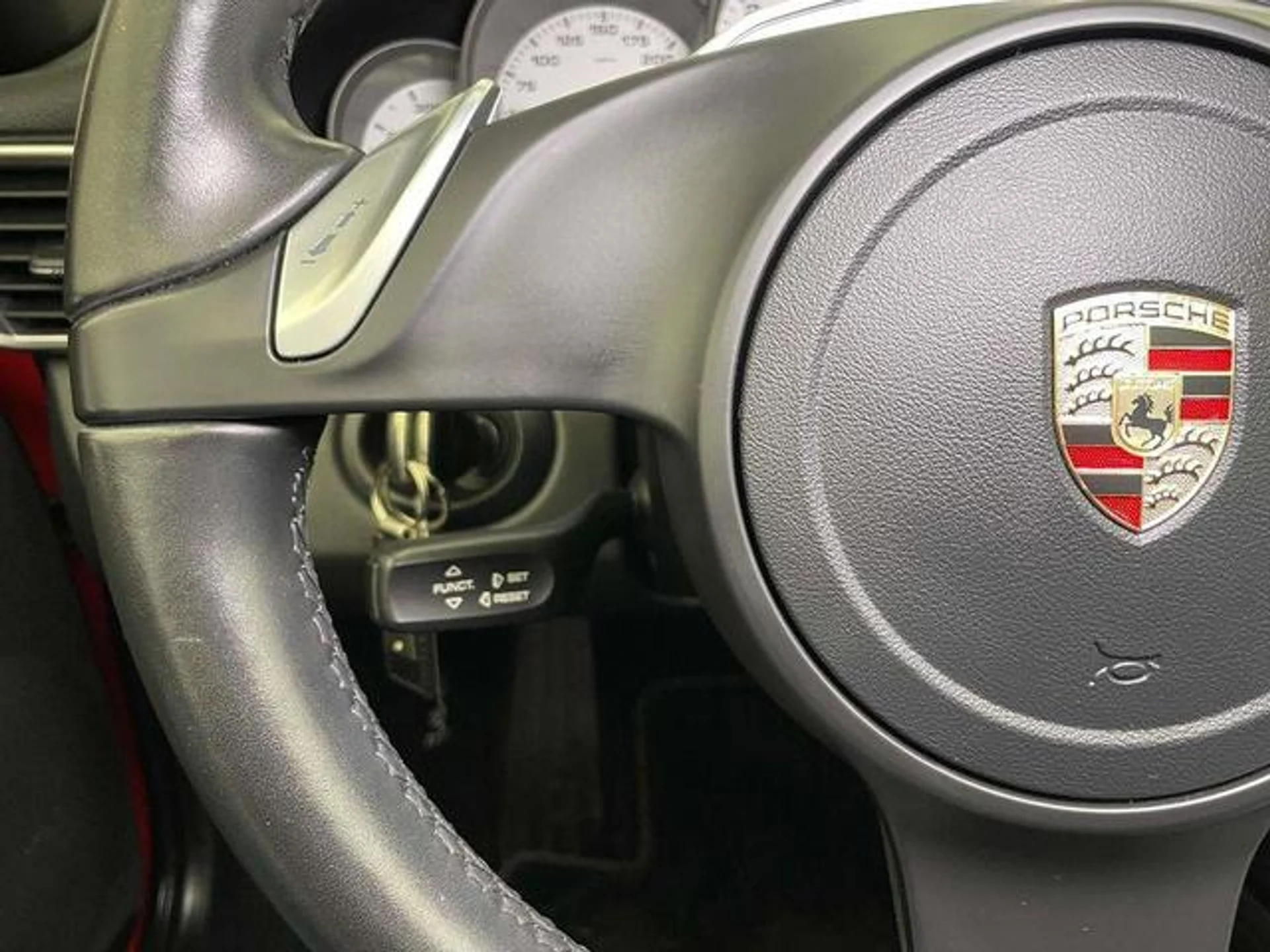 mph032_2463026463_juqoipgu_U83_E_Ff_FC_6l_X_Boi2_W_Ug_1d996b5f9d