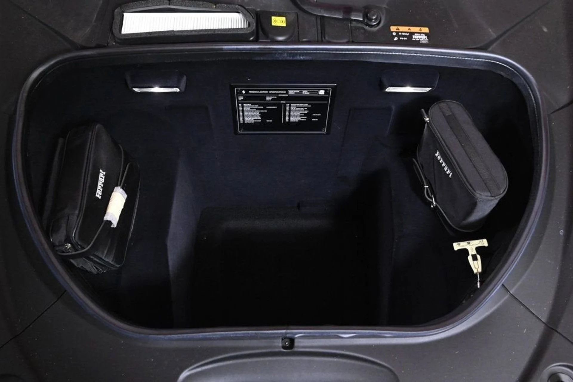 mph032_24630419_8ca395aa0d4142bf8192b0deab12fc40_a32b9ab47e