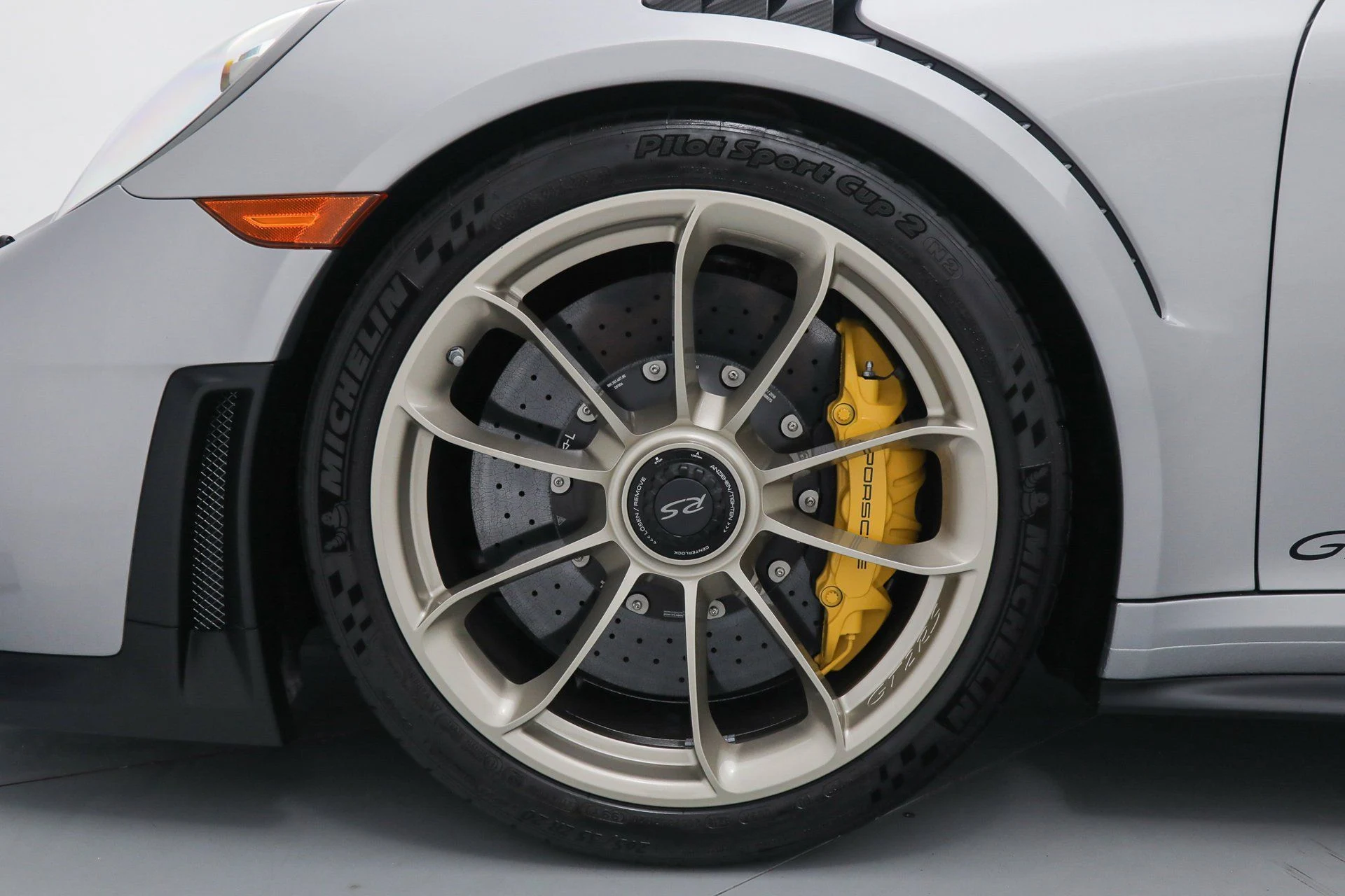 mph032_2471936081_ee3bafdc47ec4559c48c9c8b7a42f90a_c7408caac0