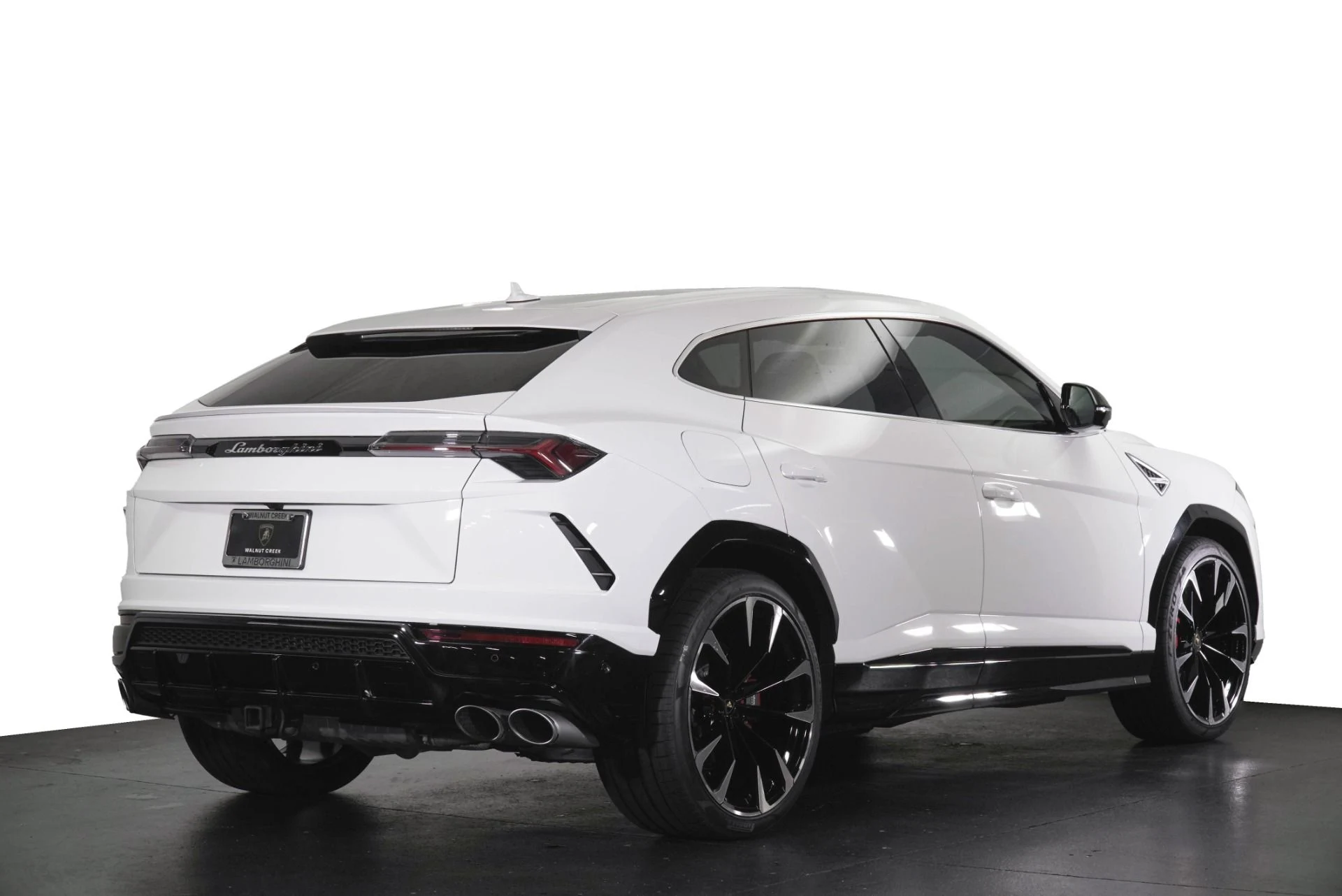 mph032_2475137225_Used_2022_Lamborghini_Urus_1785773690_96d7961f47