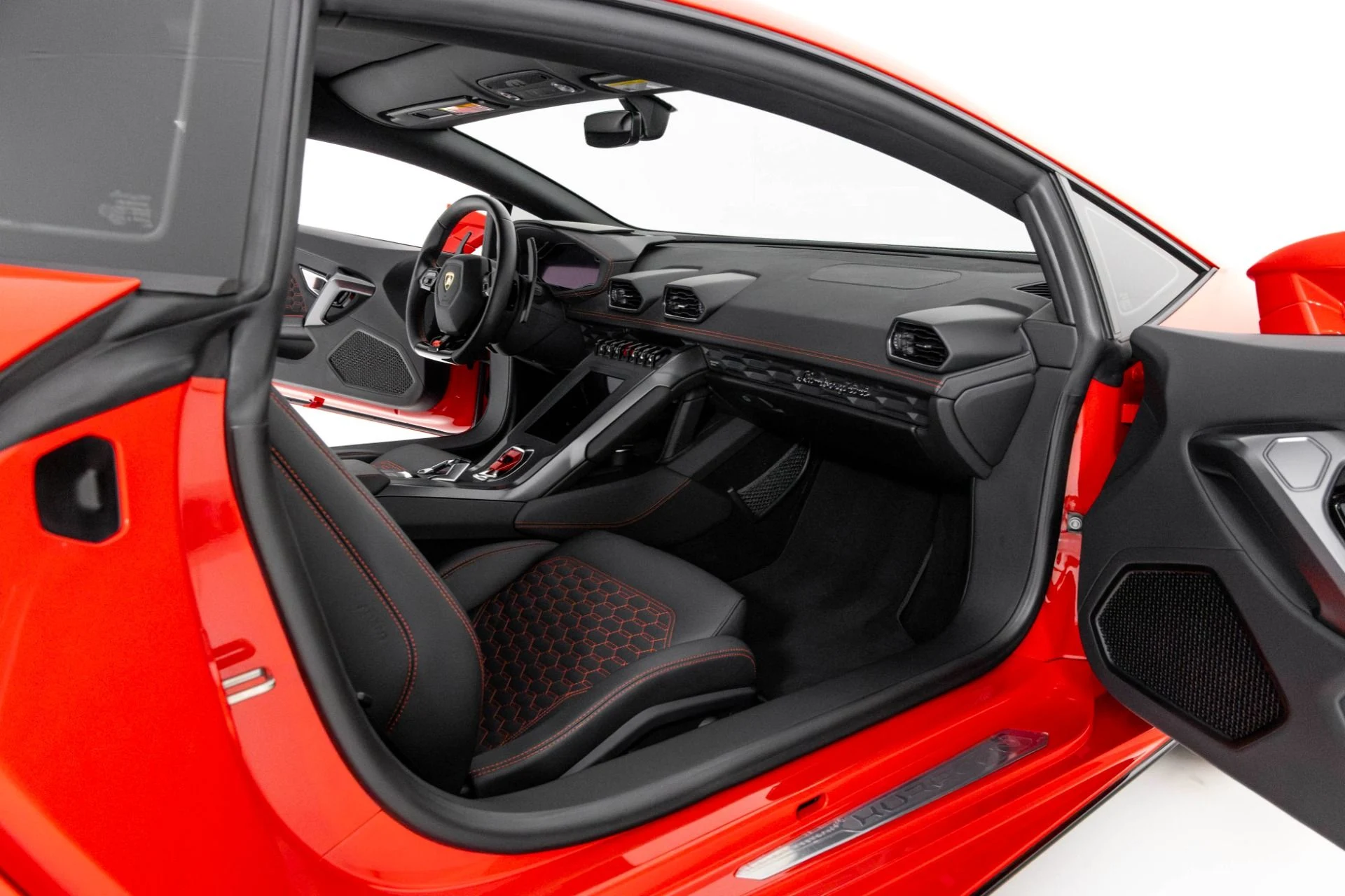 mph032_2484599160_Used_2021_Lamborghini_Huracan_EVO_1762806460_3a81063e08