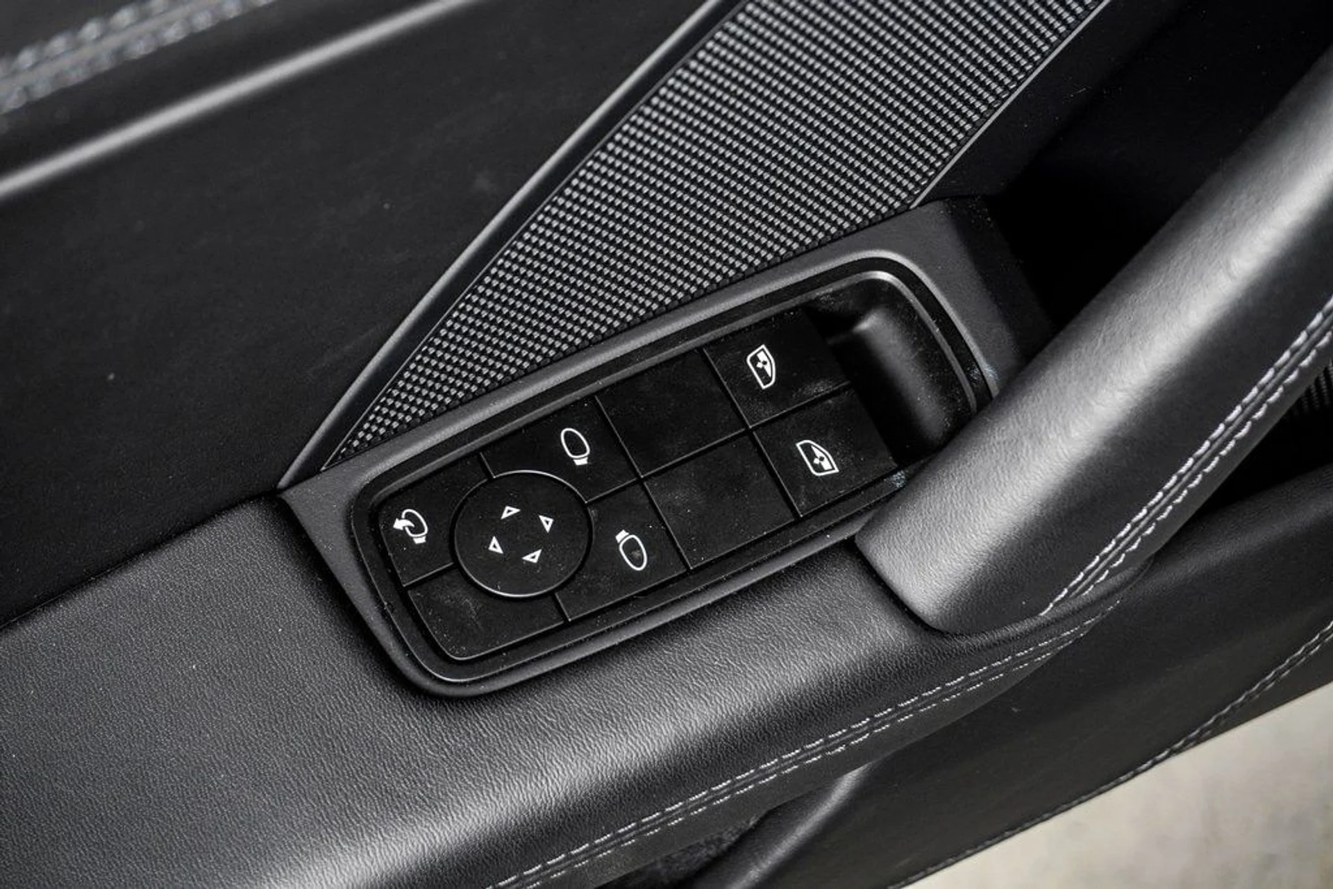 mph032_2488981938_a121103fb44afa9a7dcd2e048149e806x_2d1247009f