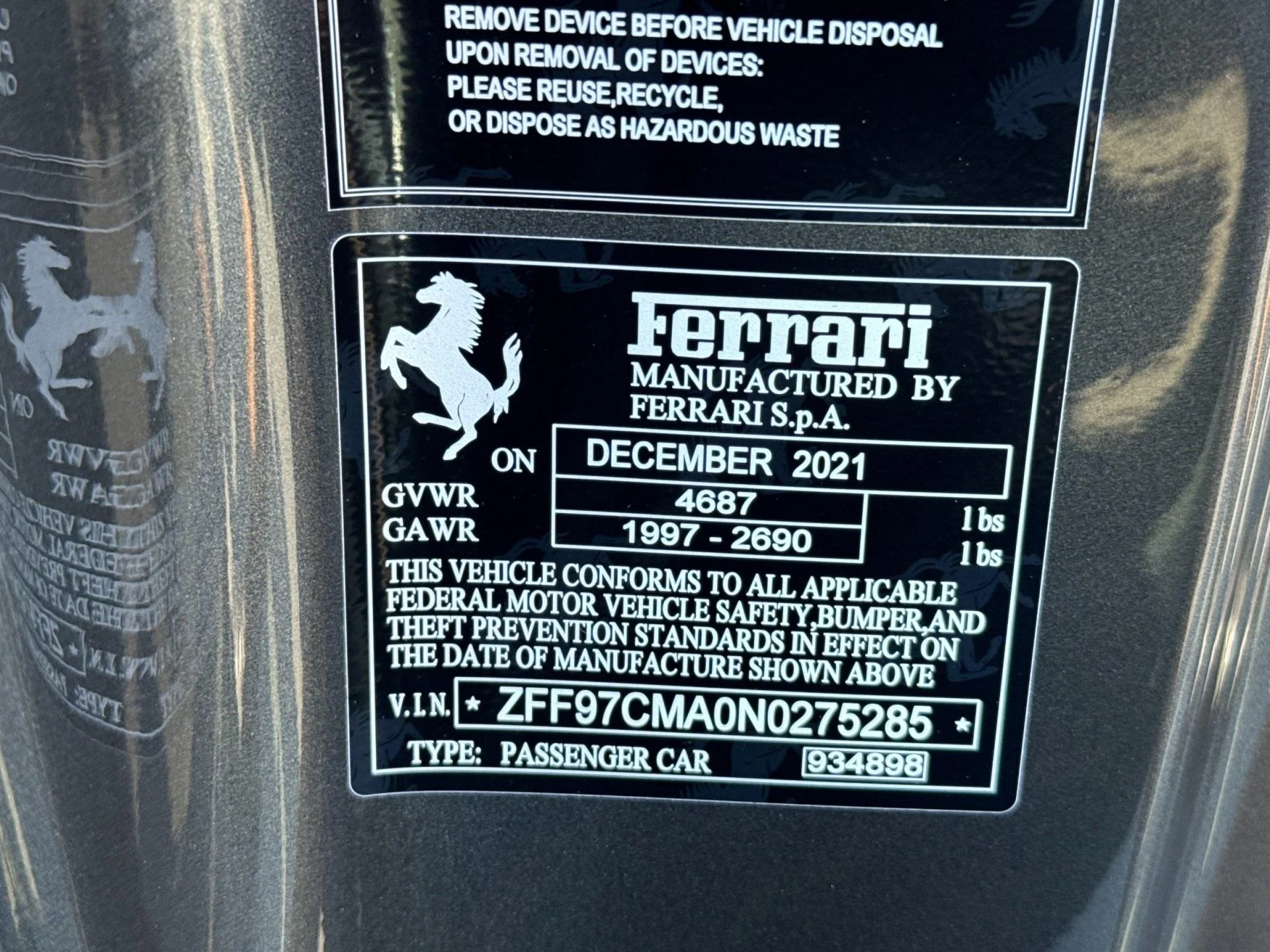 mph032_2494872026_Used_2022_Ferrari_812_GTS_1756563268_b99aca5d7e