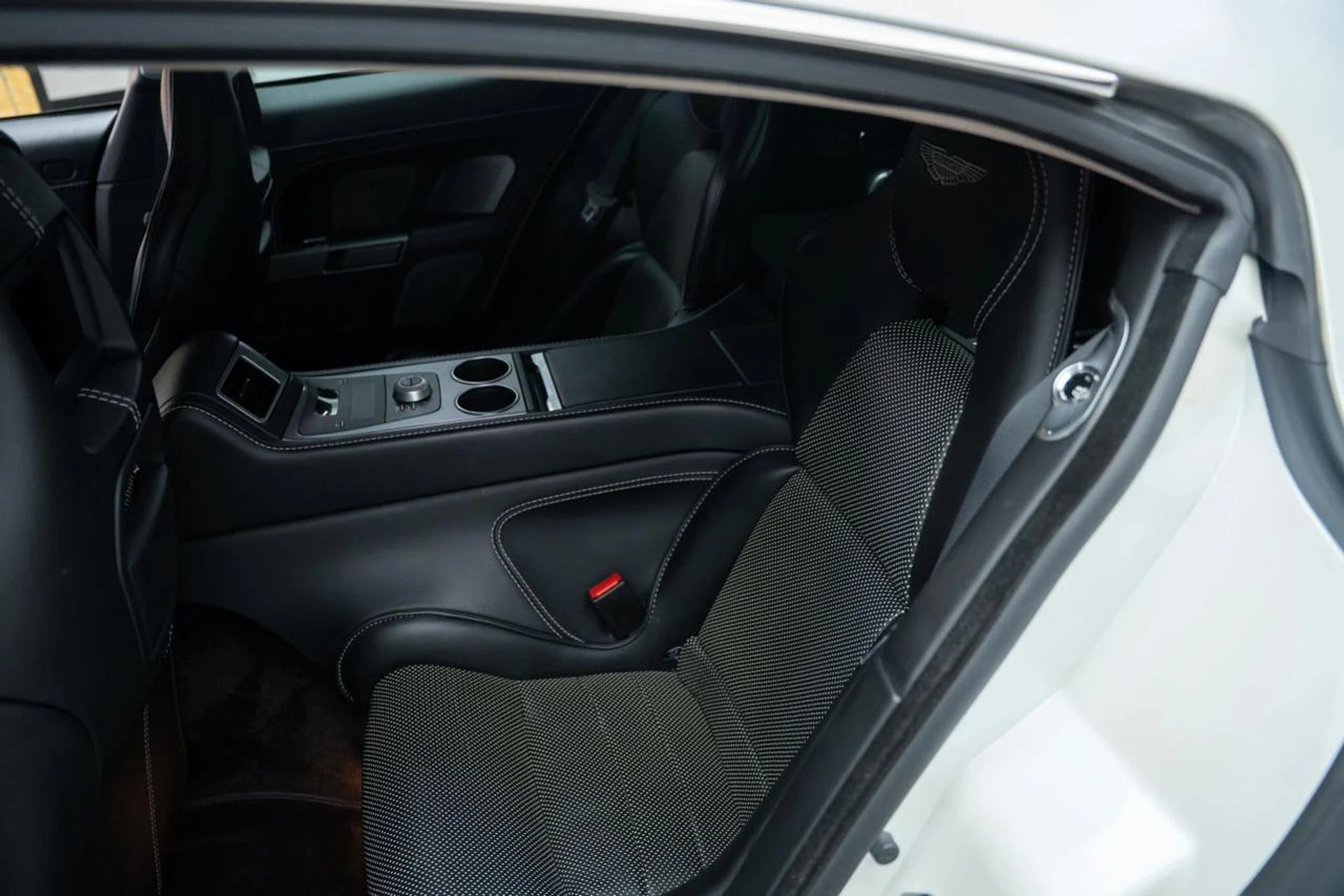 mph032_2511713608_c09d2b09d5c00f97aa0b15355f380f27_4a4451d685