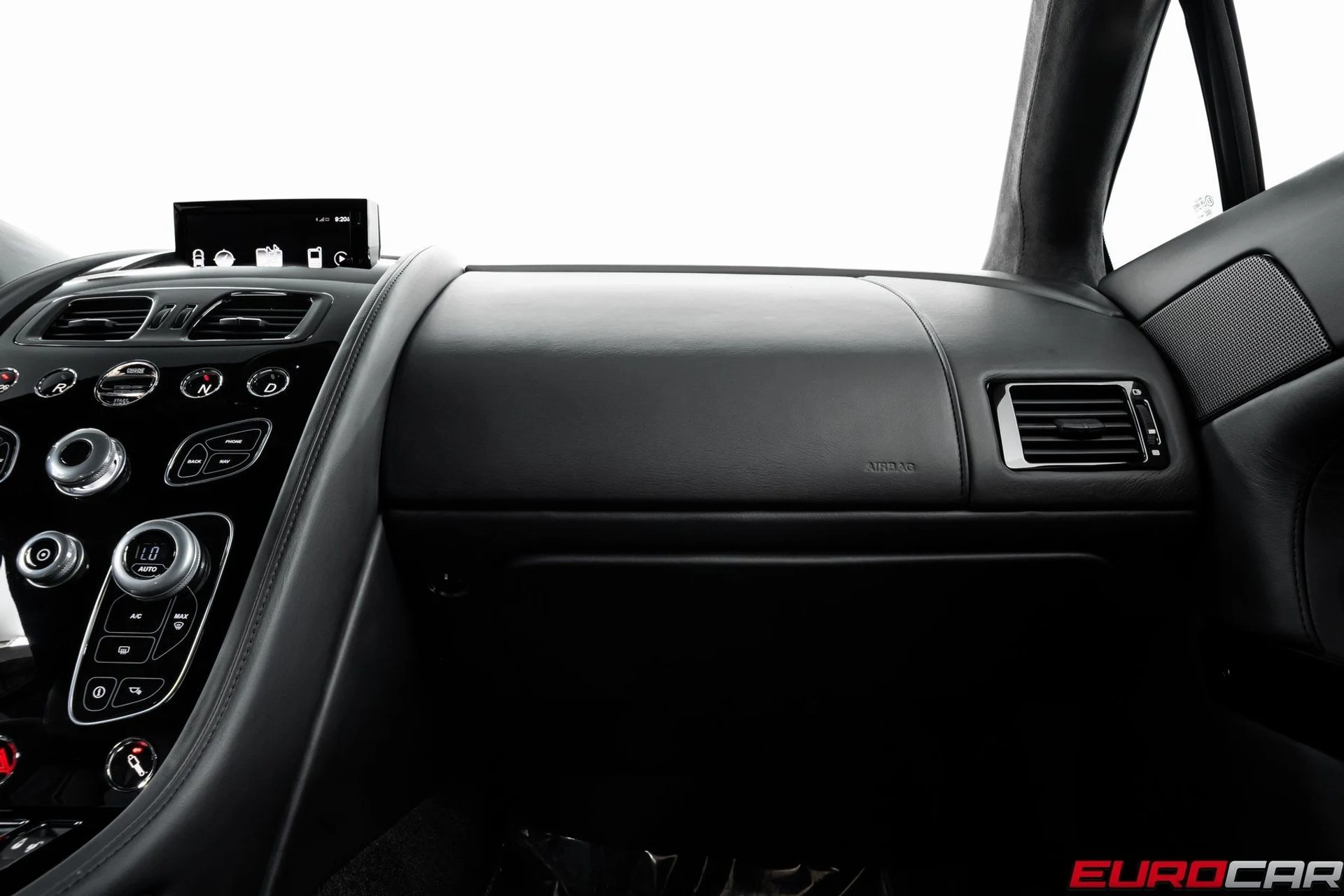 mph032_2518547357_image_33_297c905201