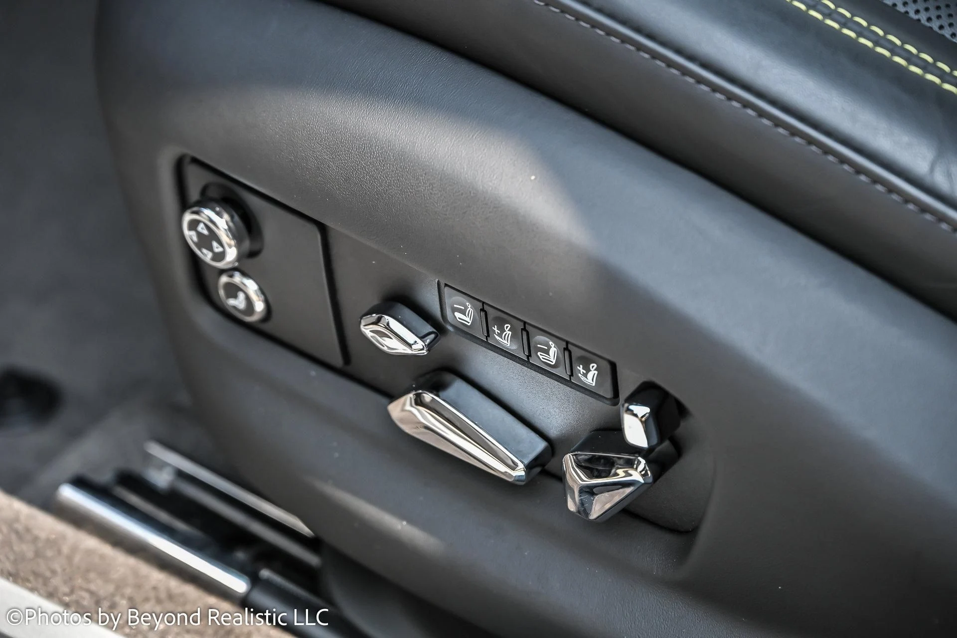 mph032_2528977014_Used_2024_Bentley_Flying_Spur_Edition_8_1754380829_9def56cdc0