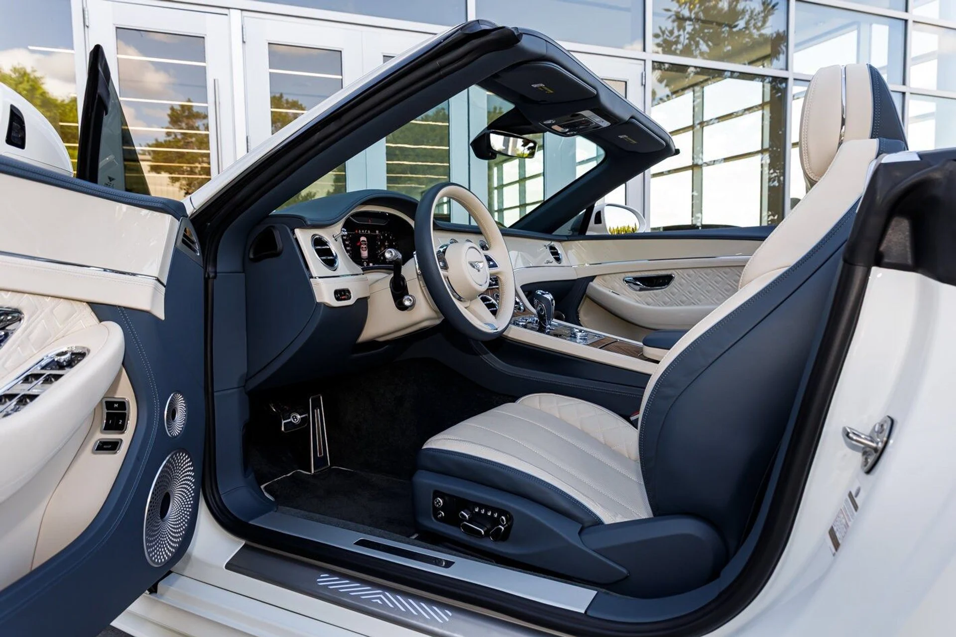 mph032_2530853004_b2833abe16570d893919008c437c3aabx_bf42c5db92