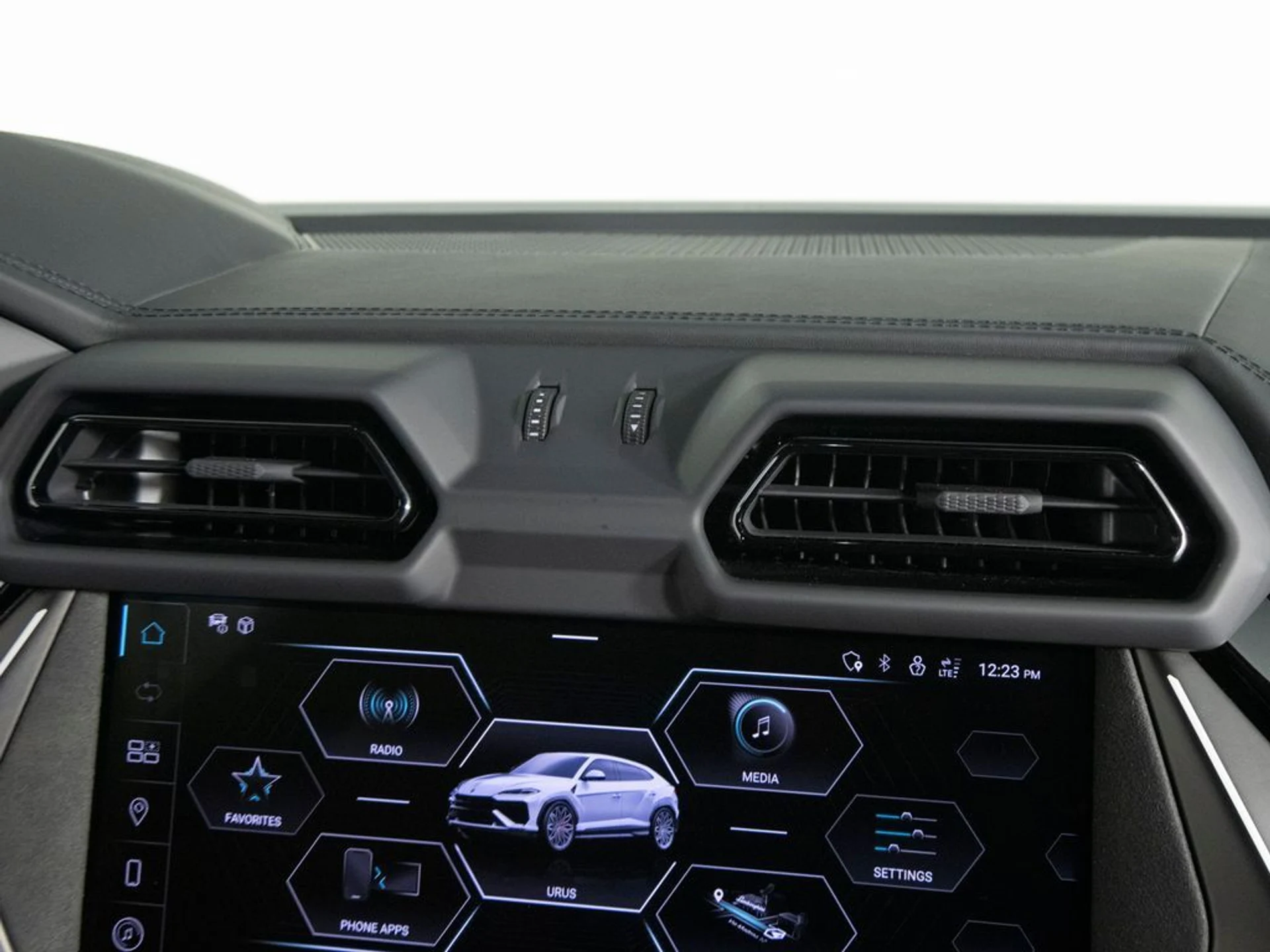 mph032_2531712373_a18080bbb6e9c13b756eda7460f763a7x_d6794d10ae