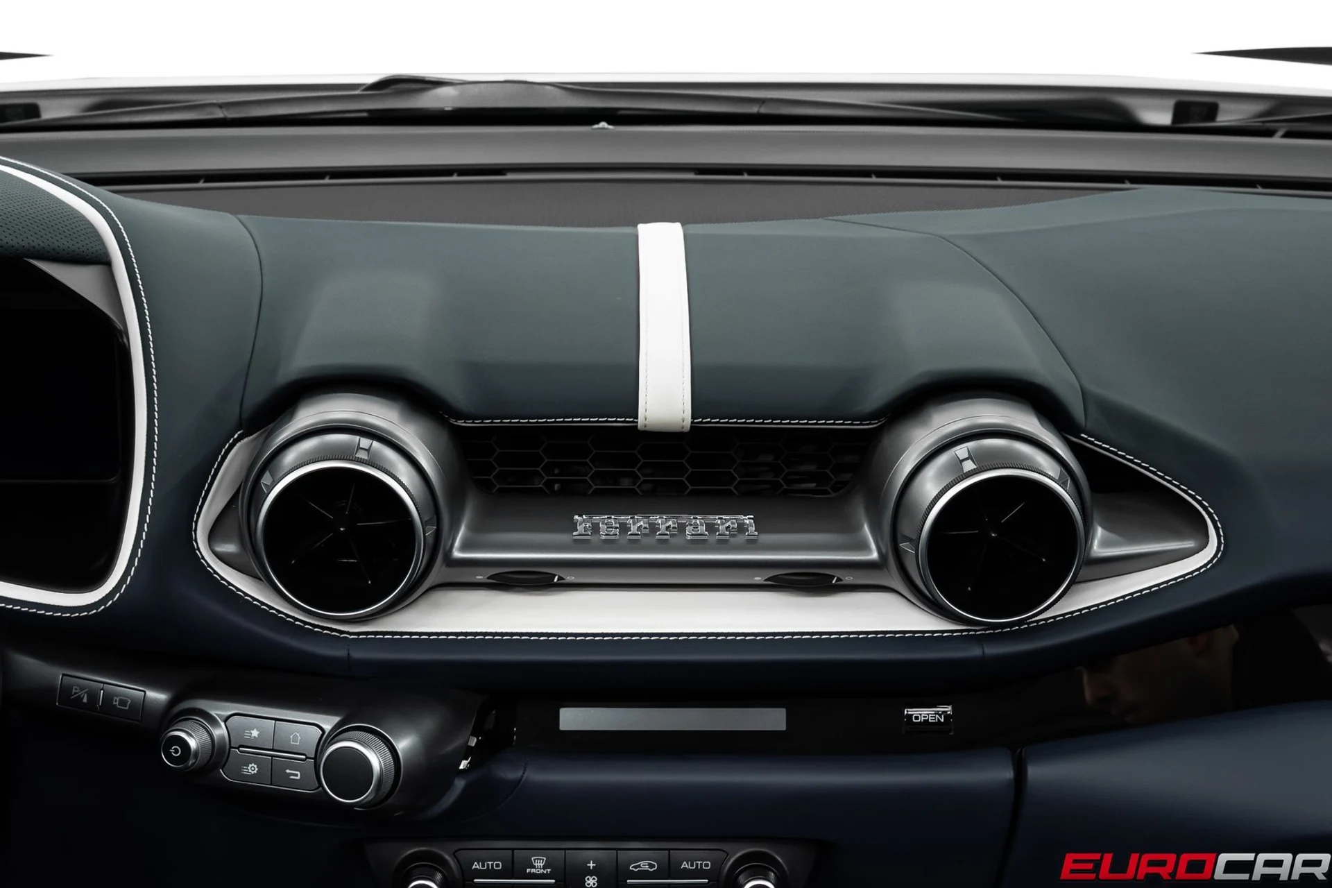 mph032_2533010268_53f41be6_f1f4_4fc2_8bd8_5f1af5394300_02410a36ab