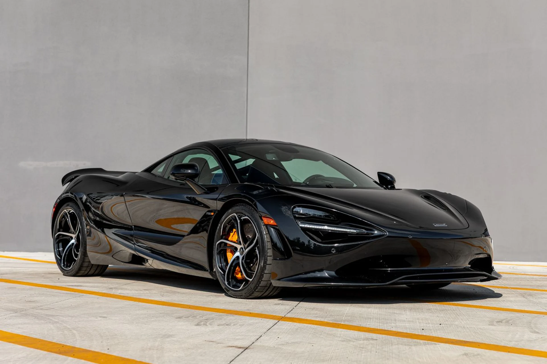 mph032_2540325846_538_p33_l_3664436135