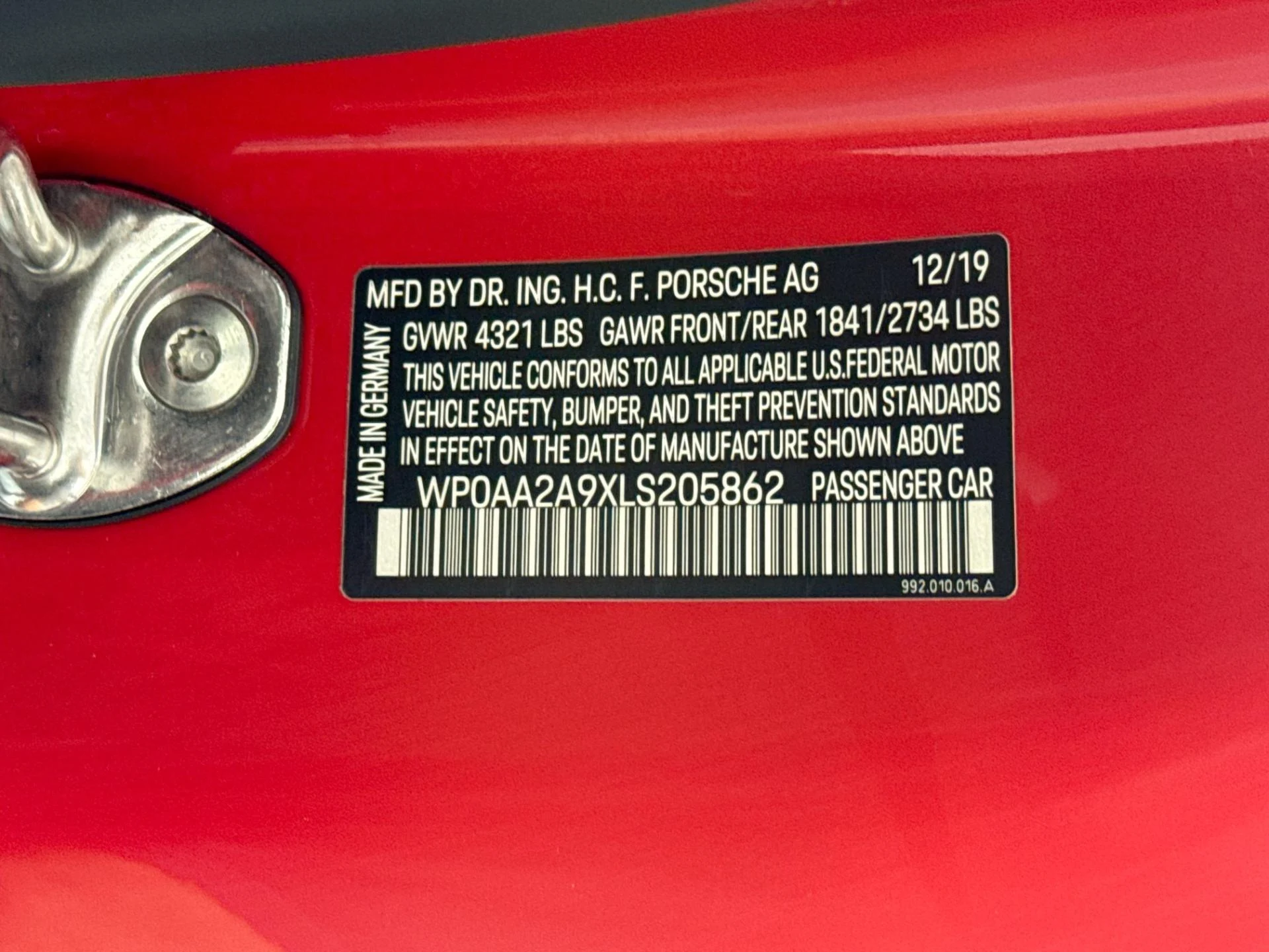 mph032_2550058873_Used_2020_Porsche_911_Carrera_1782937915_9d1d663756