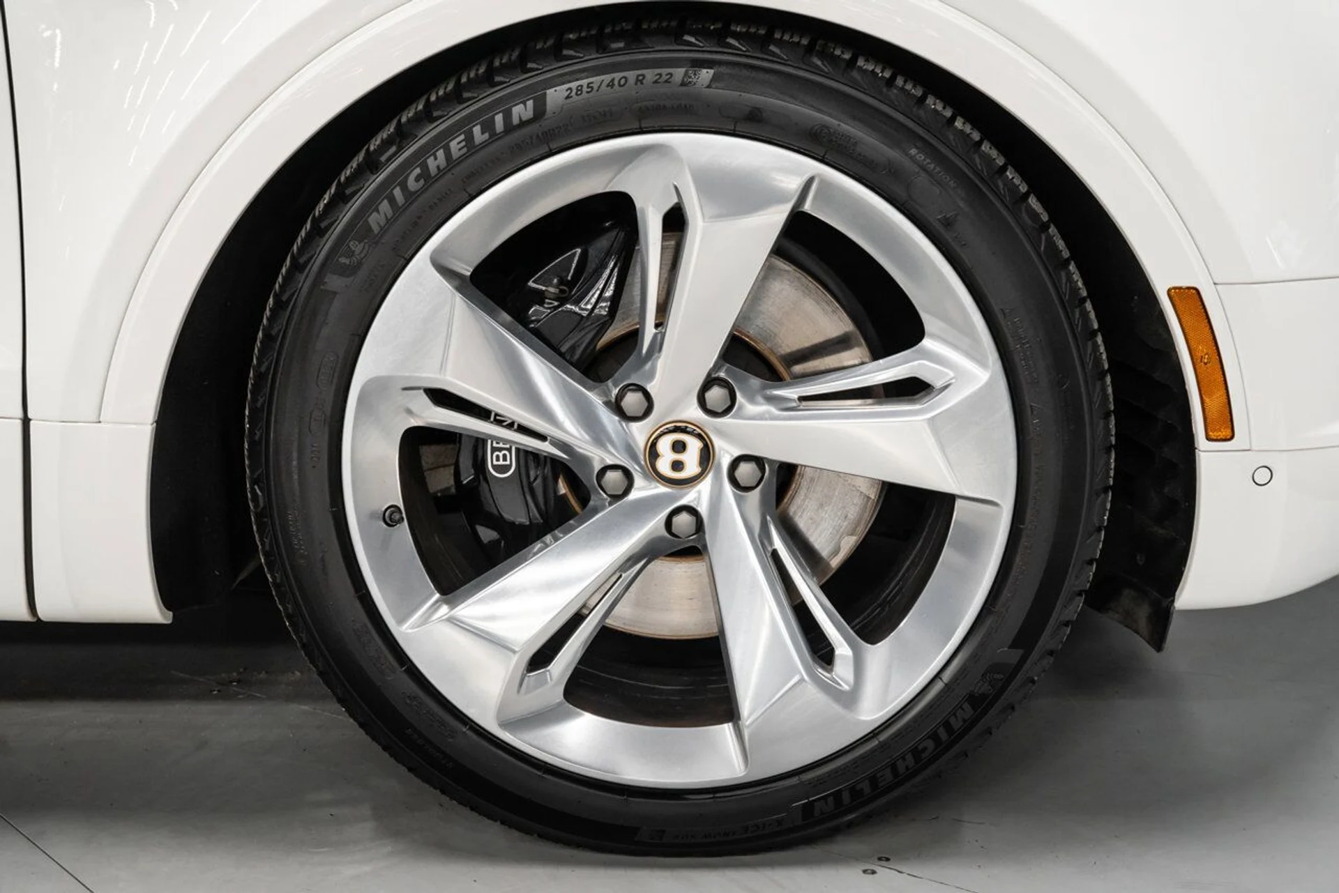 mph032_2553747197_bentley_bentayga_2019_7458c69937