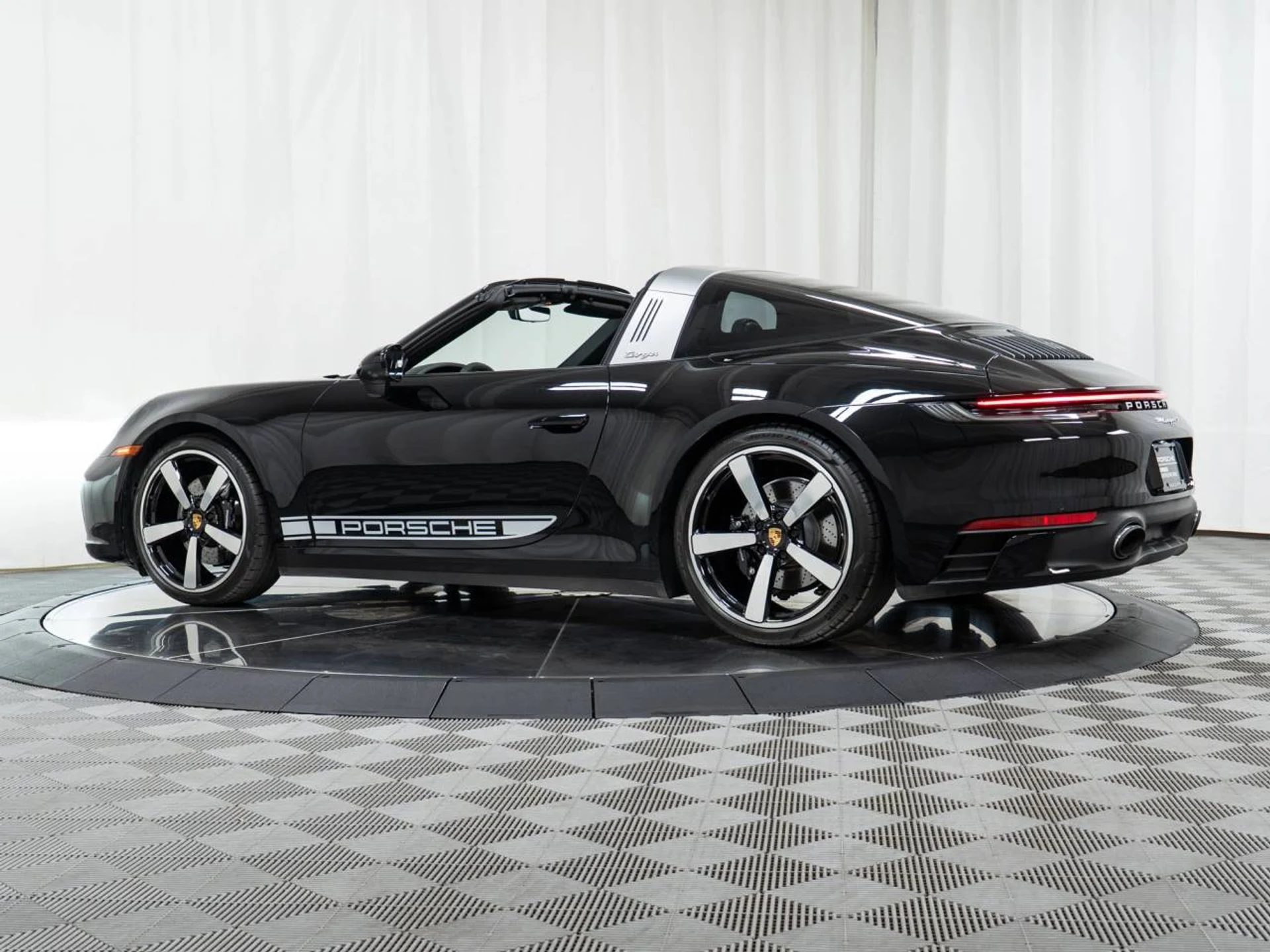 mph032_2555579126_1280_cc1c689b39