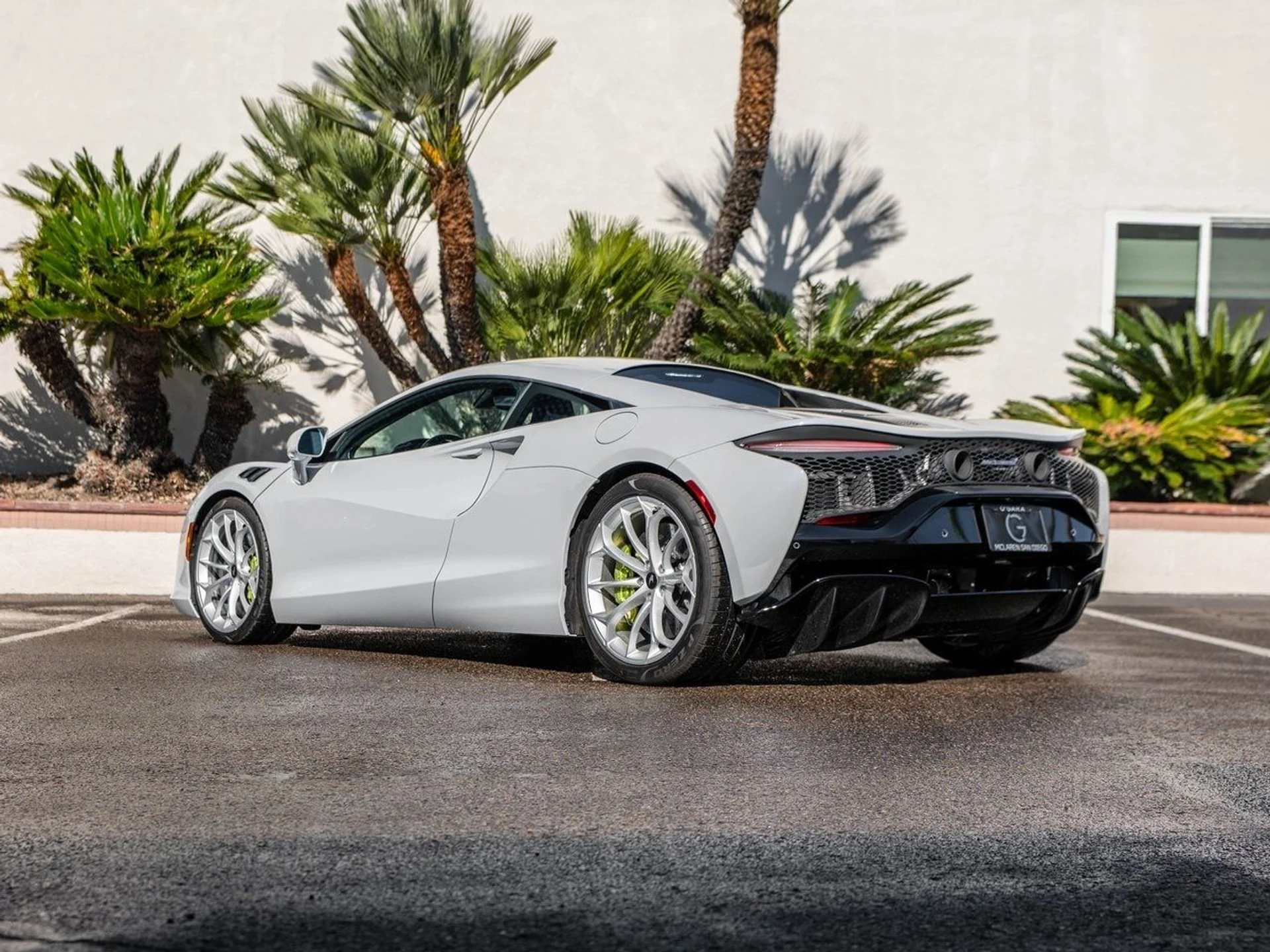 mph032_2556577088_279af0720974cb801a4e498f37bdfbd2x_e8924b3eab