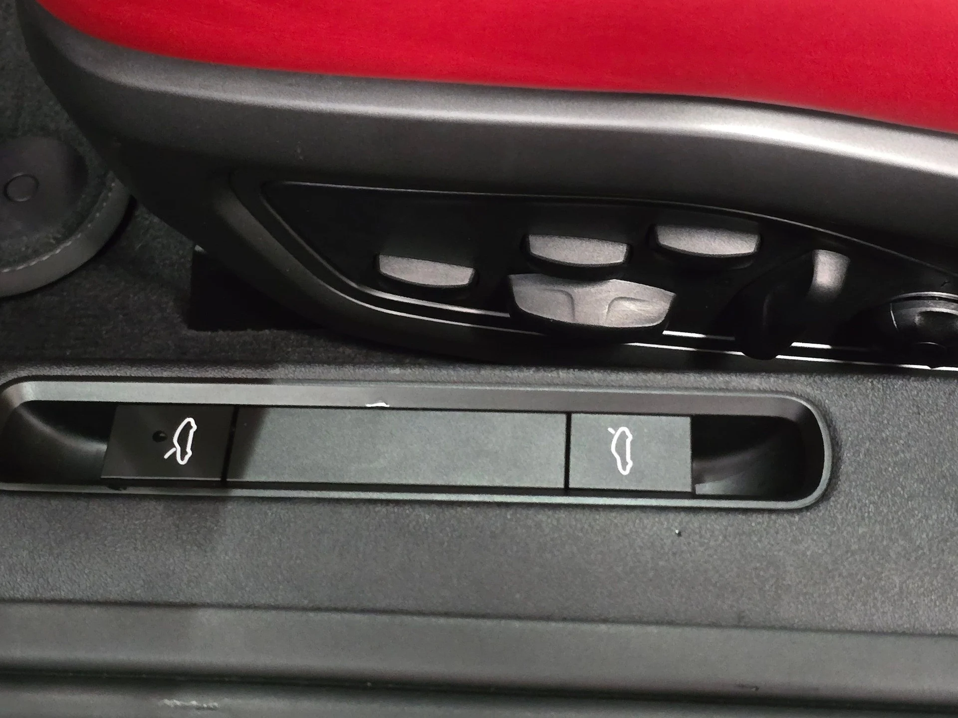 mph032_2561798491_0d83d5ba8d639b89caf7df98a230262dx_dca3b103c6