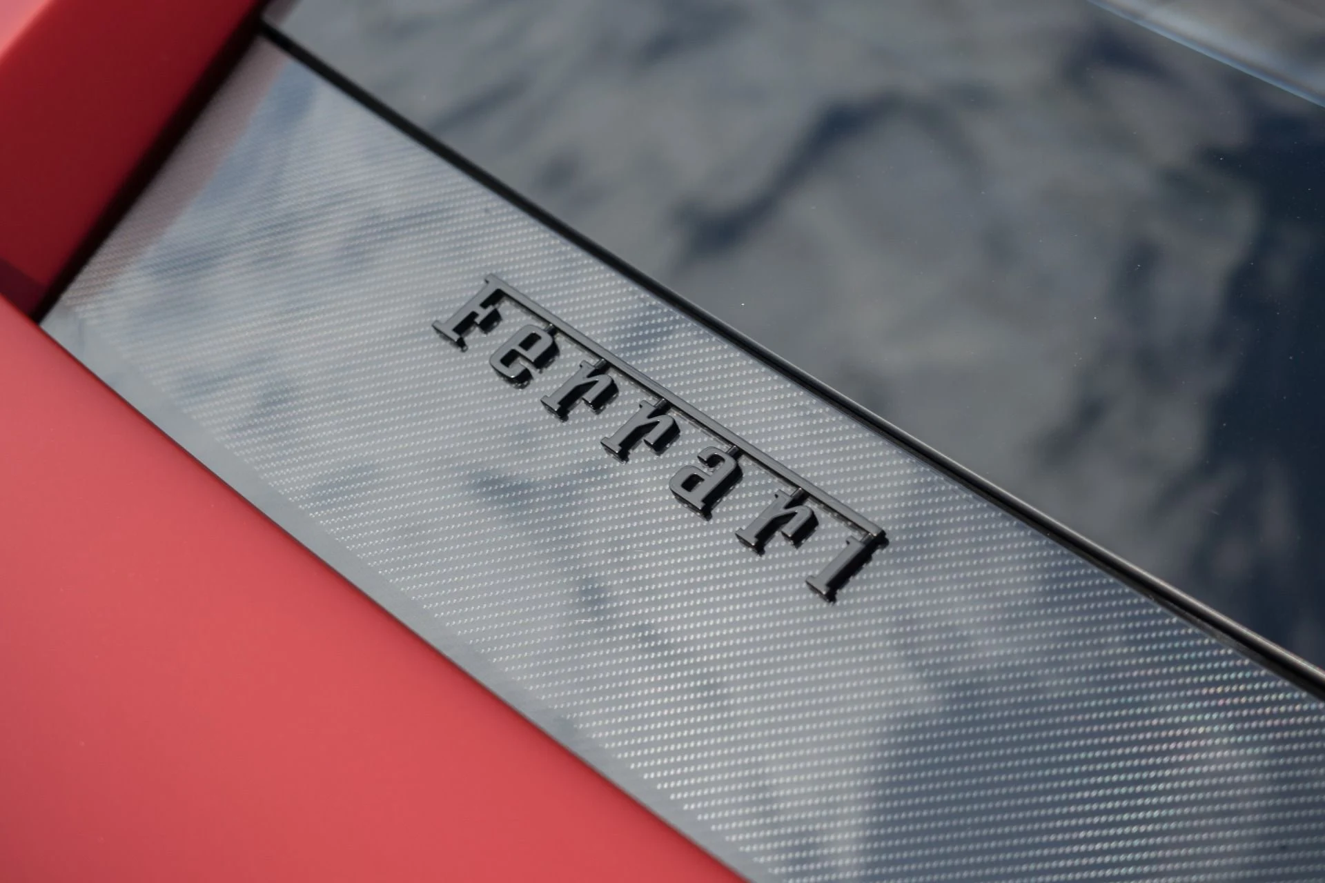 mph032_2578586385_Used_2020_Ferrari_F8_Tributo_1756838529_5850bc7eaf