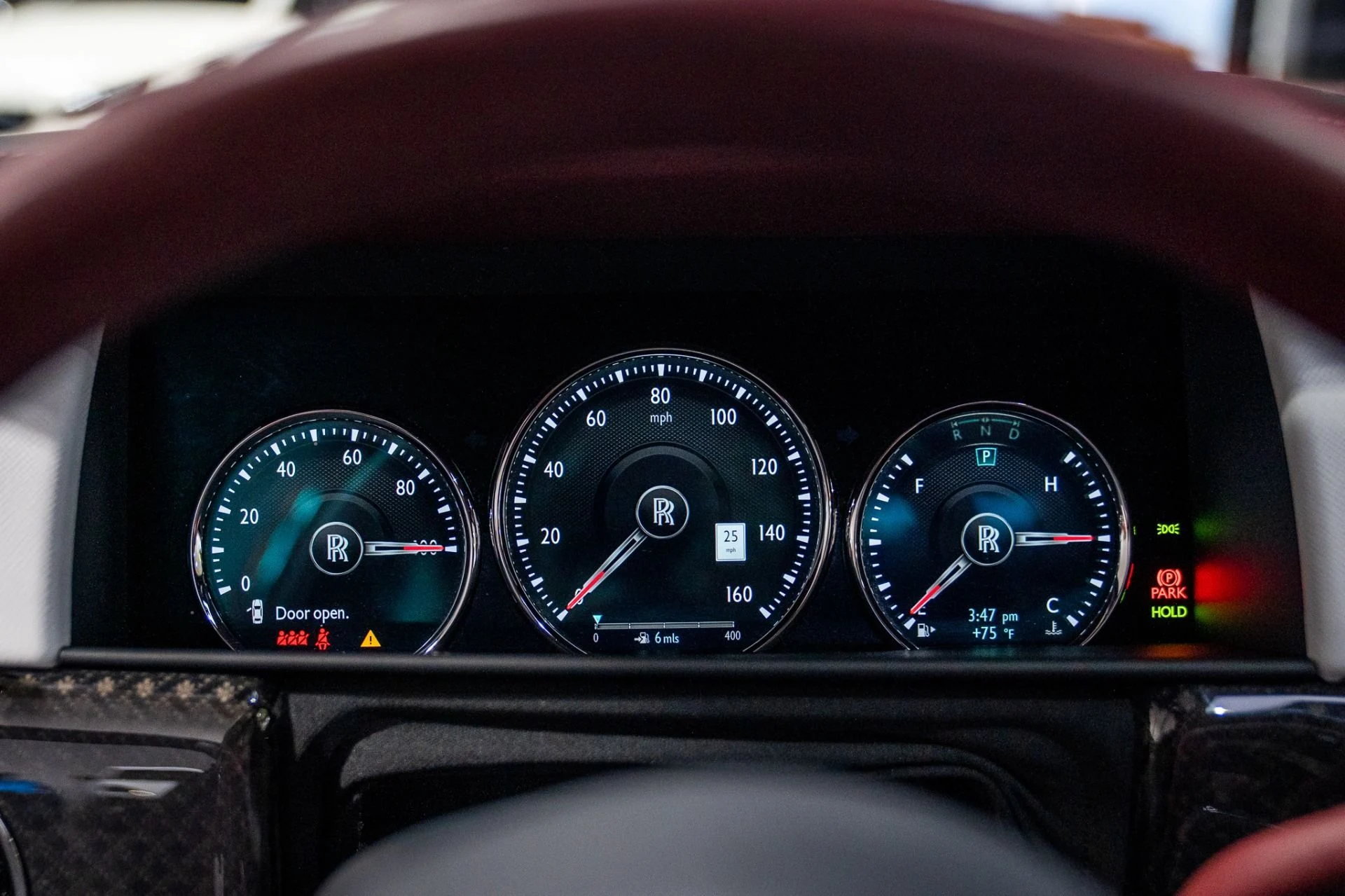 mph032_2580329555_Used_2022_Rolls_Royce_Black_Badge_Cullinan_Urban_Automotive_Widebody_HRE_wheels_1771025281_600cb3c5d1