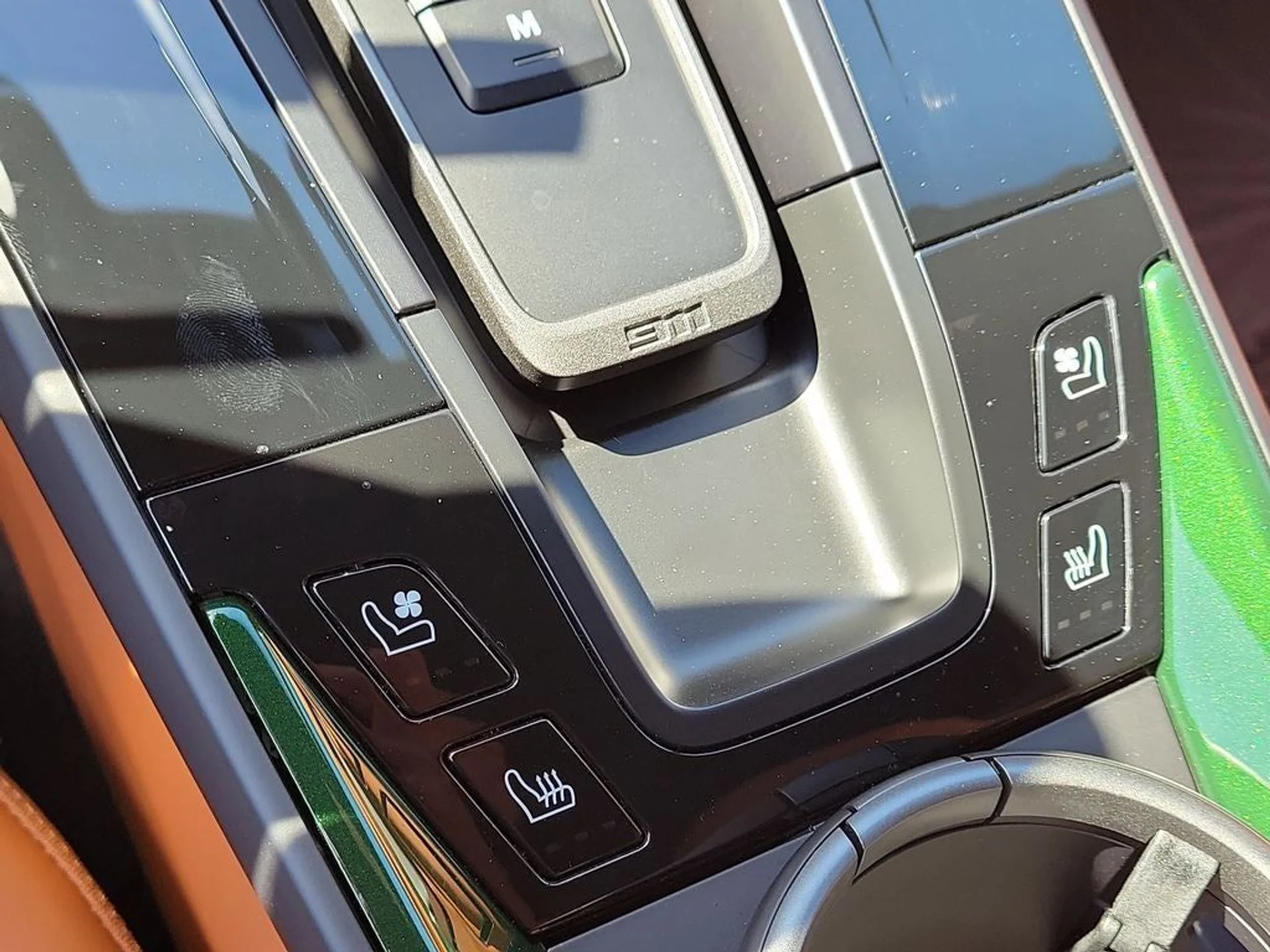 mph032_2583781711_33_25571308b0