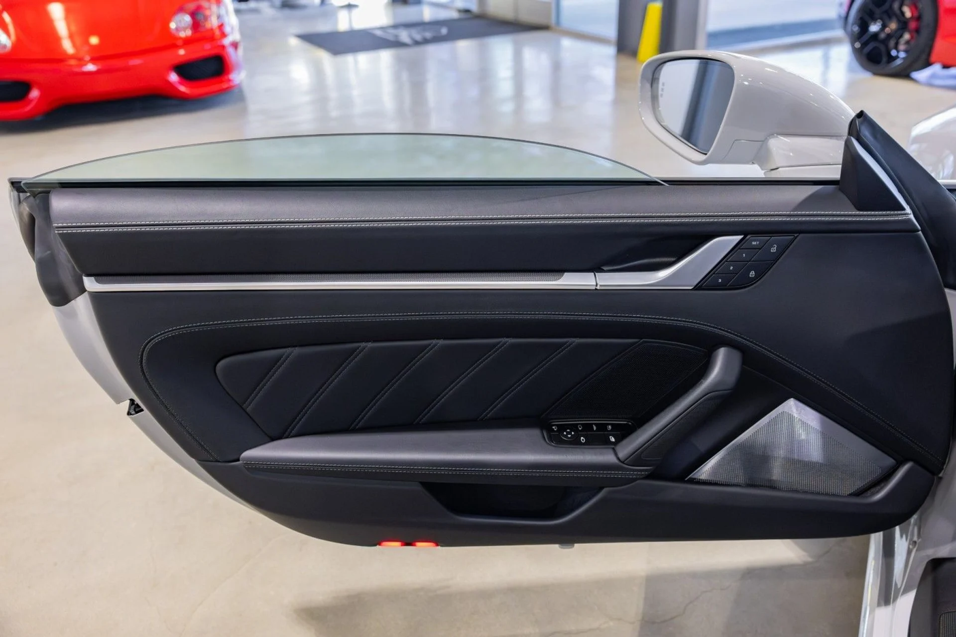 mph032_2588643094_Cw_7c60a29c39