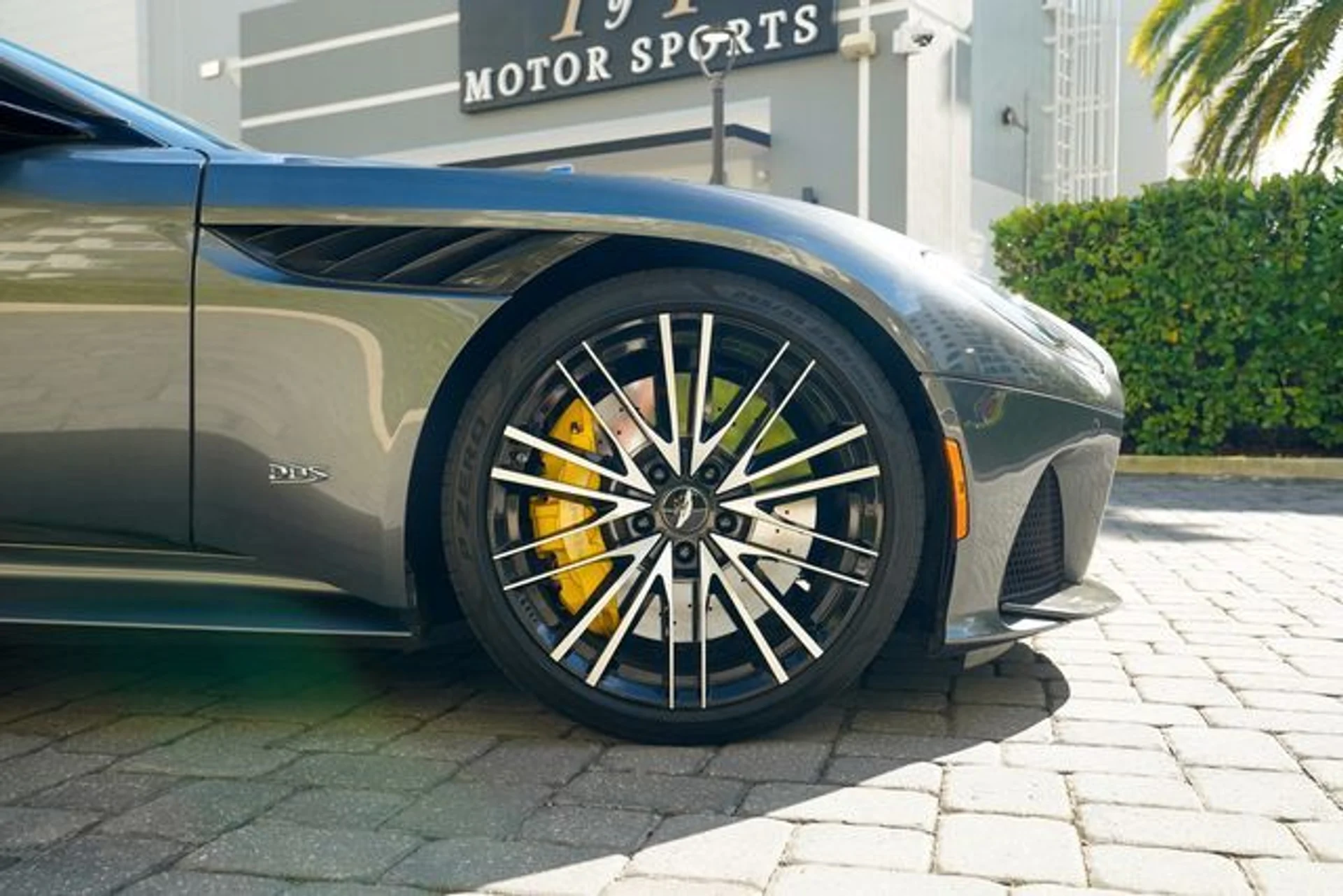 mph032_2594623006_22957582_33_24a655828e