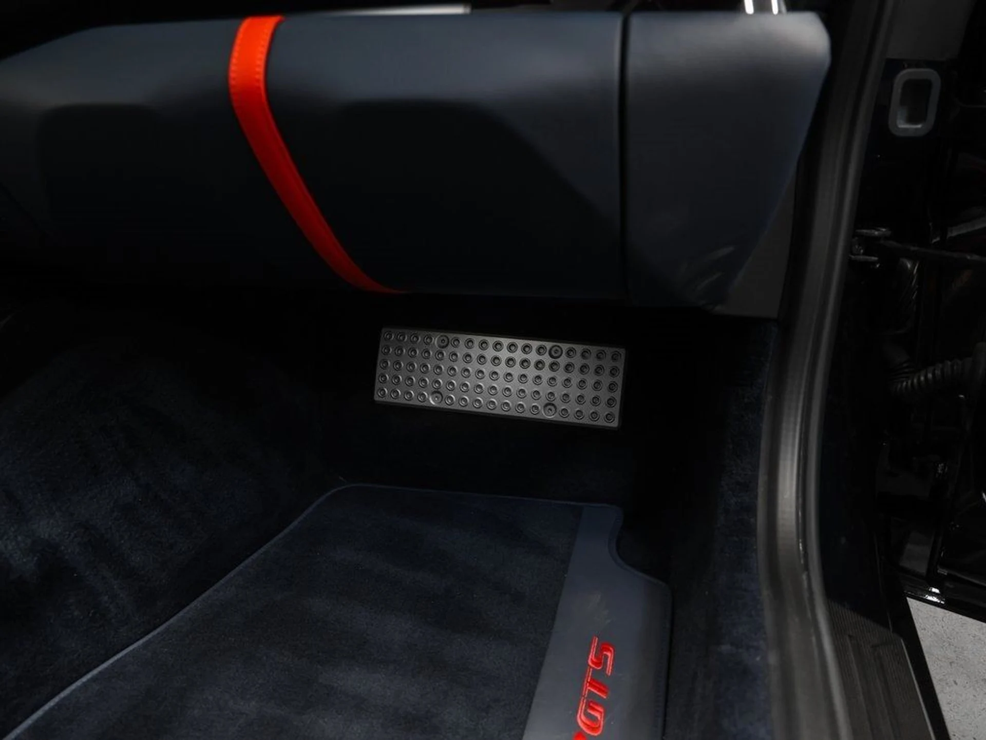 mph032_259973641_33_df83c4085e