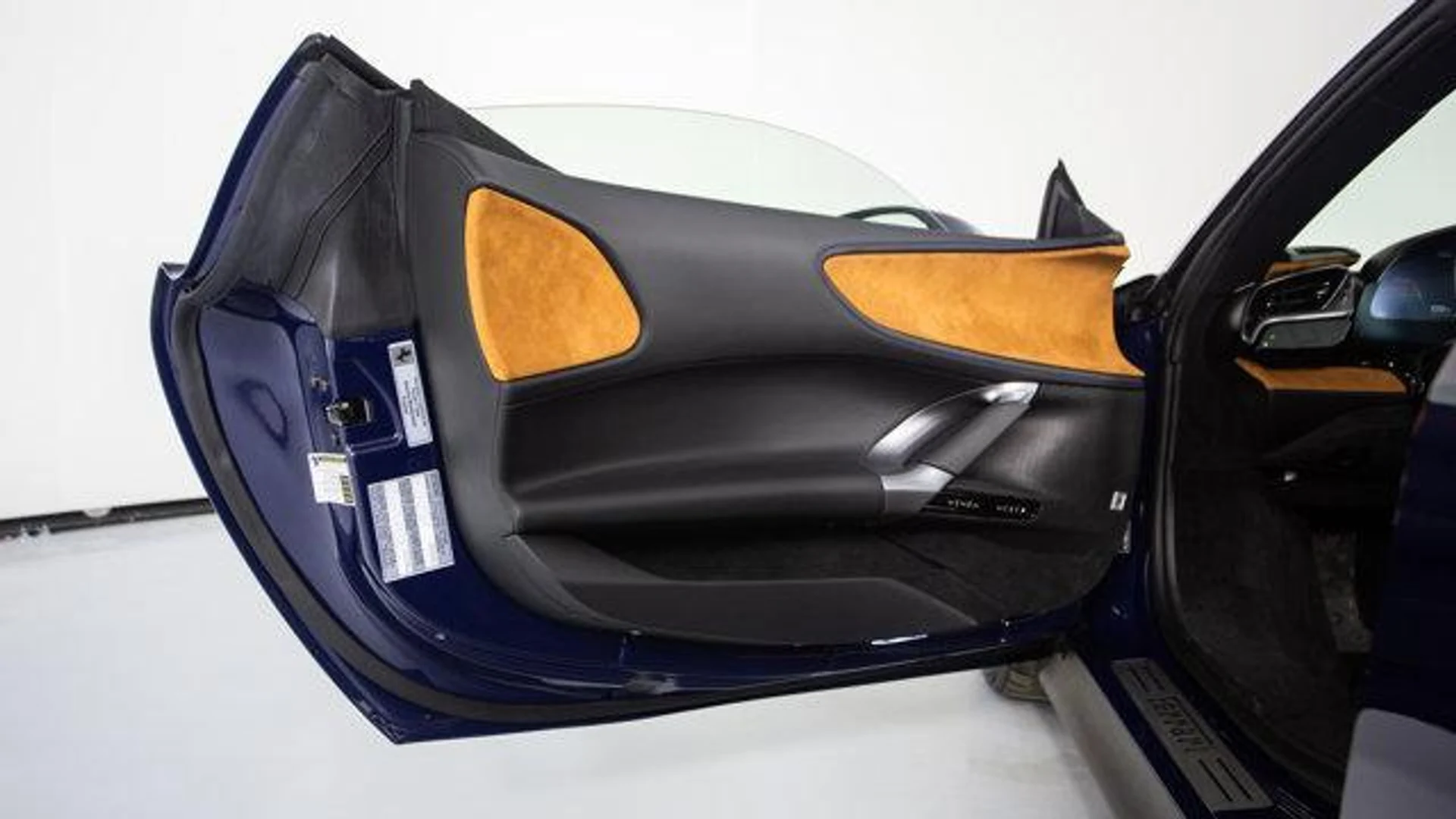 mph032_2604296454_b_Xmstxt_US_d_Z1f1_D5n5_Mdg_V_Bd_V0_78dc415062