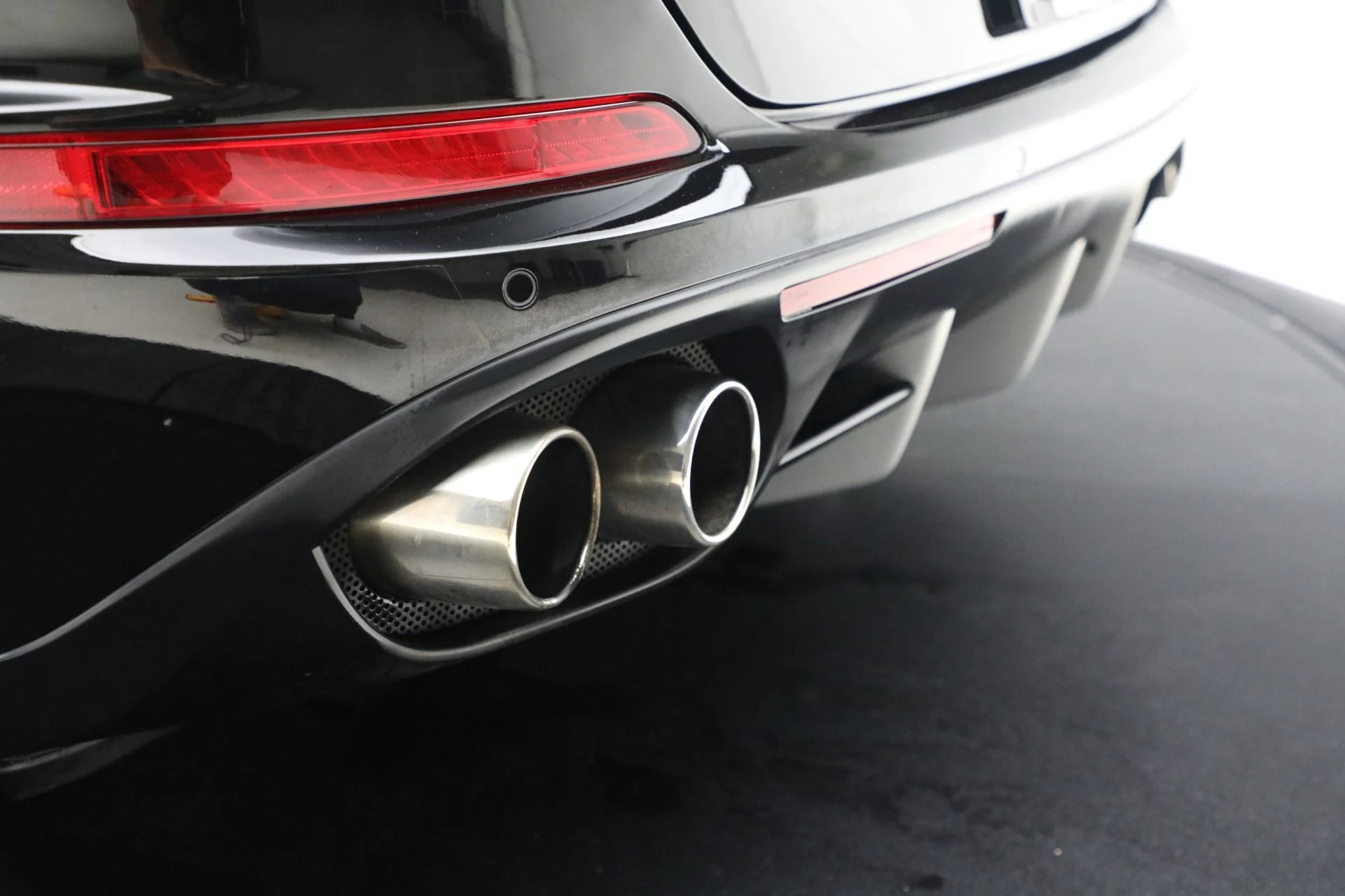 mph032_2606139864_Used_2016_Ferrari_California_T_1749504250_b77750131b