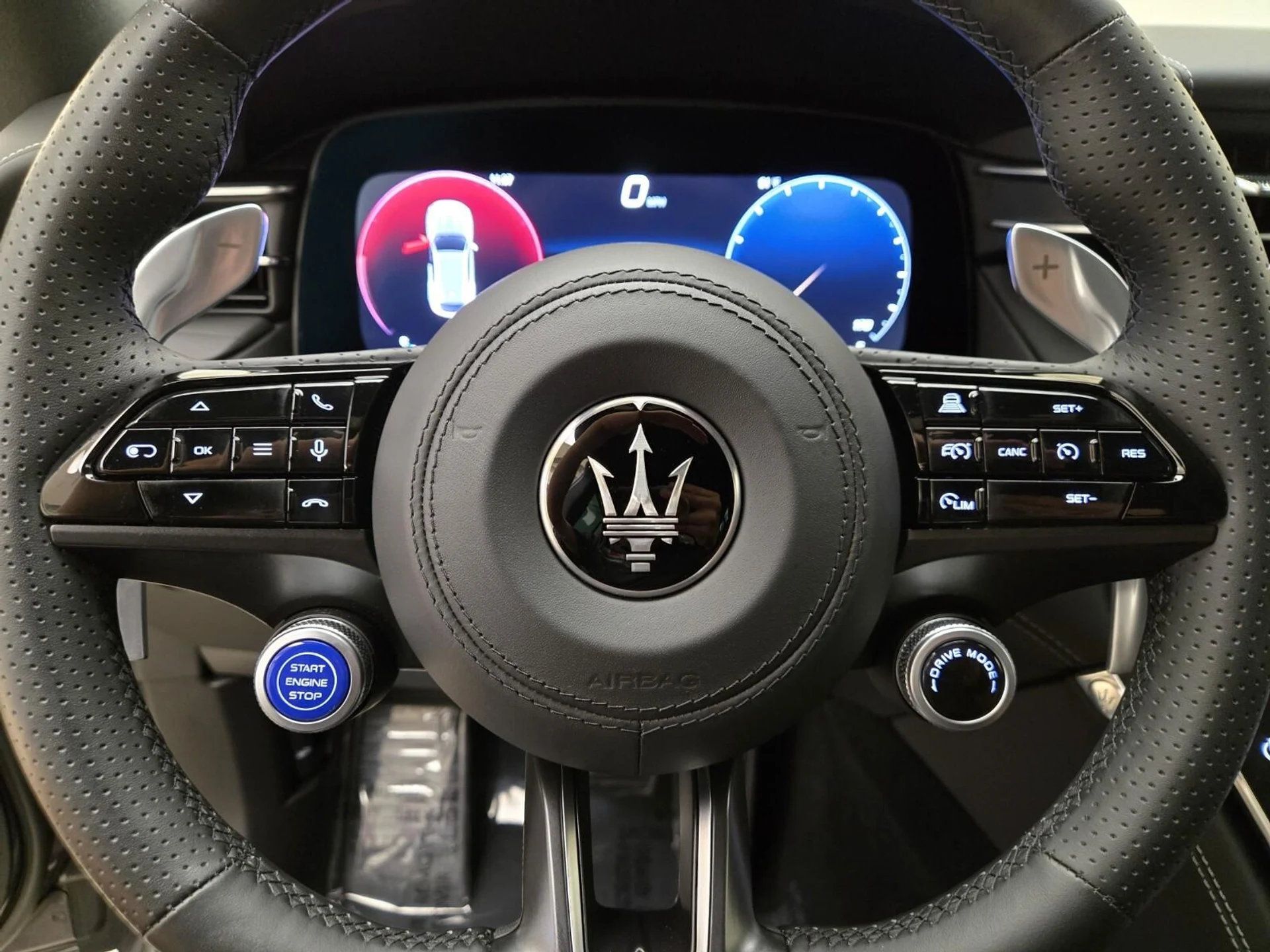 mph032_2623294930_New_2025_Maserati_Grecale_Modena_1753162103_b398422db4