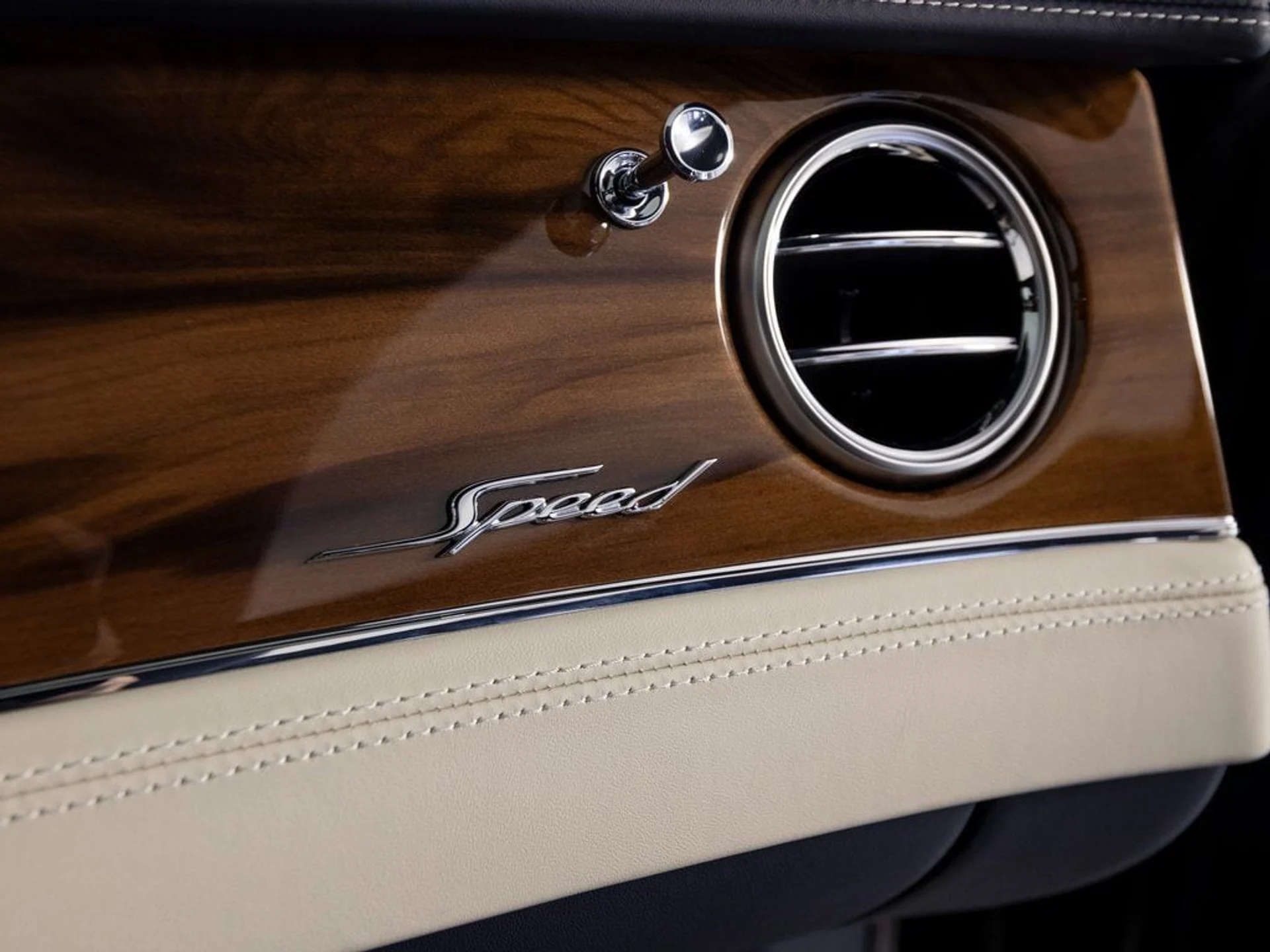 mph032_2625241623_d751b9e3392505761f8e0e2db3c9cda5x_5d8380ddbf