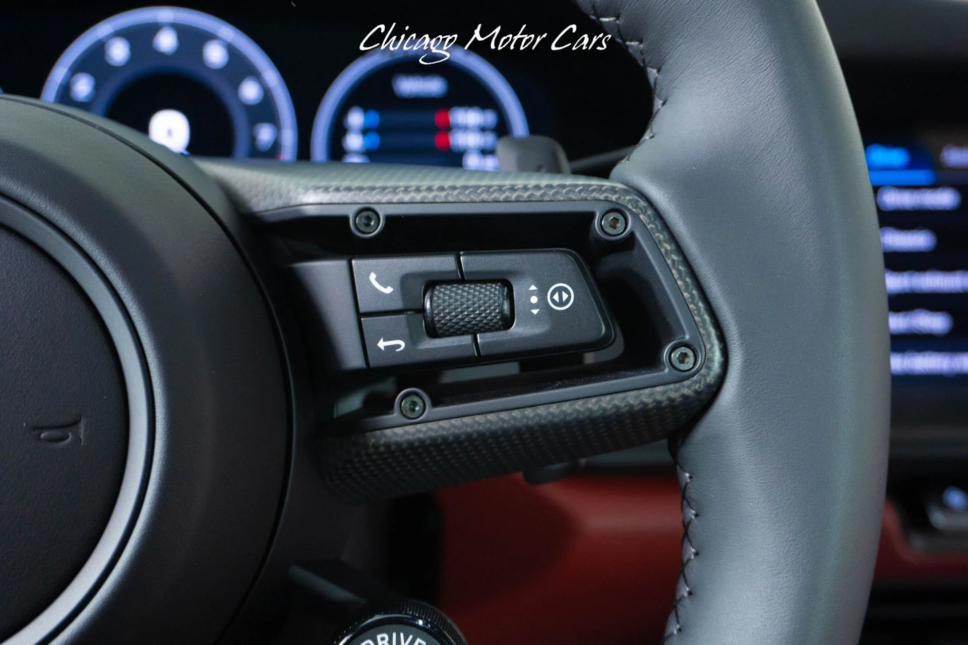 mph032_2627752917_13069_p33_l_07e3c79e92