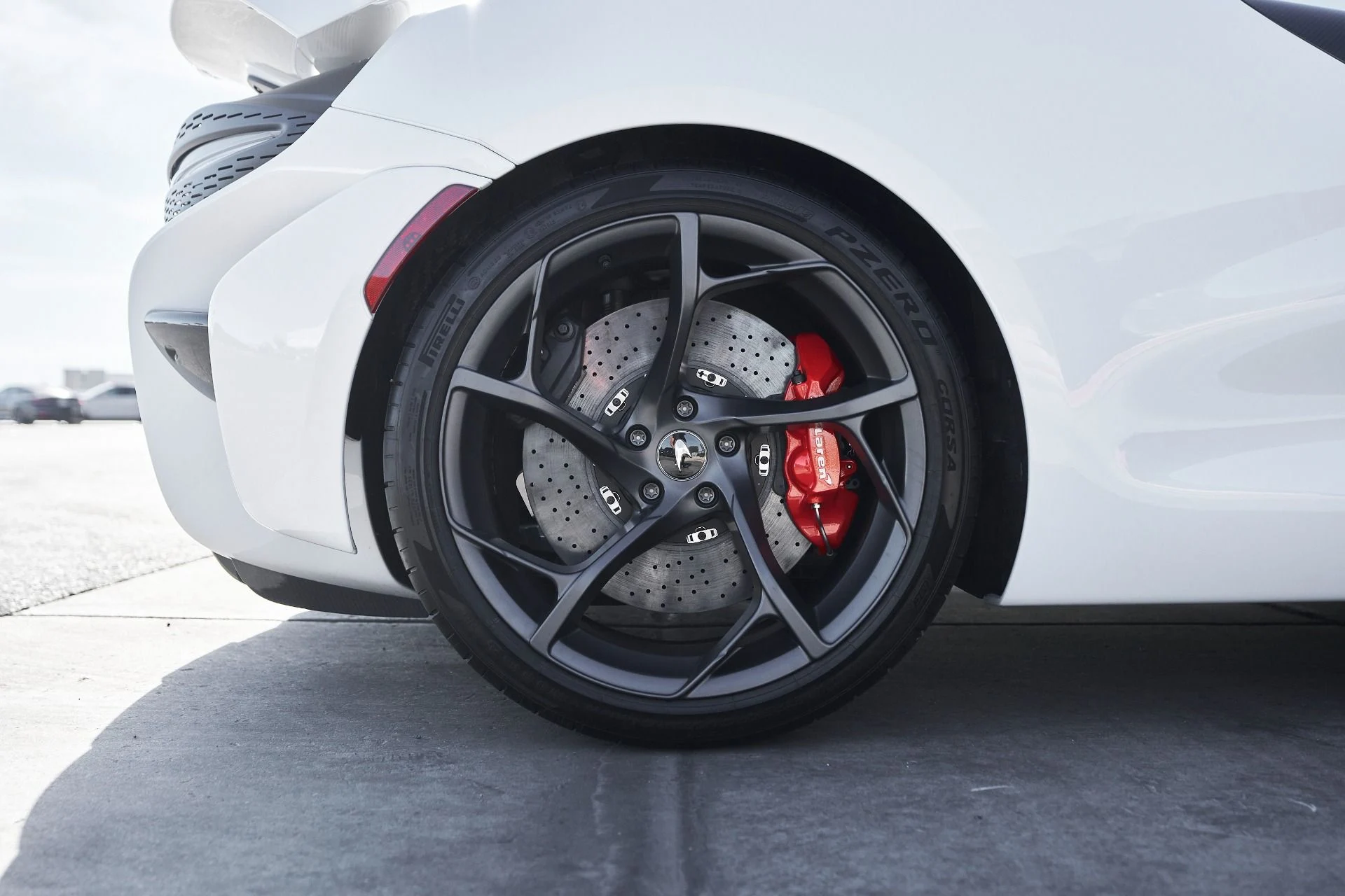 mph032_2628027275_Used_2021_Mc_Laren_Elva_1762815312_63e6e20326