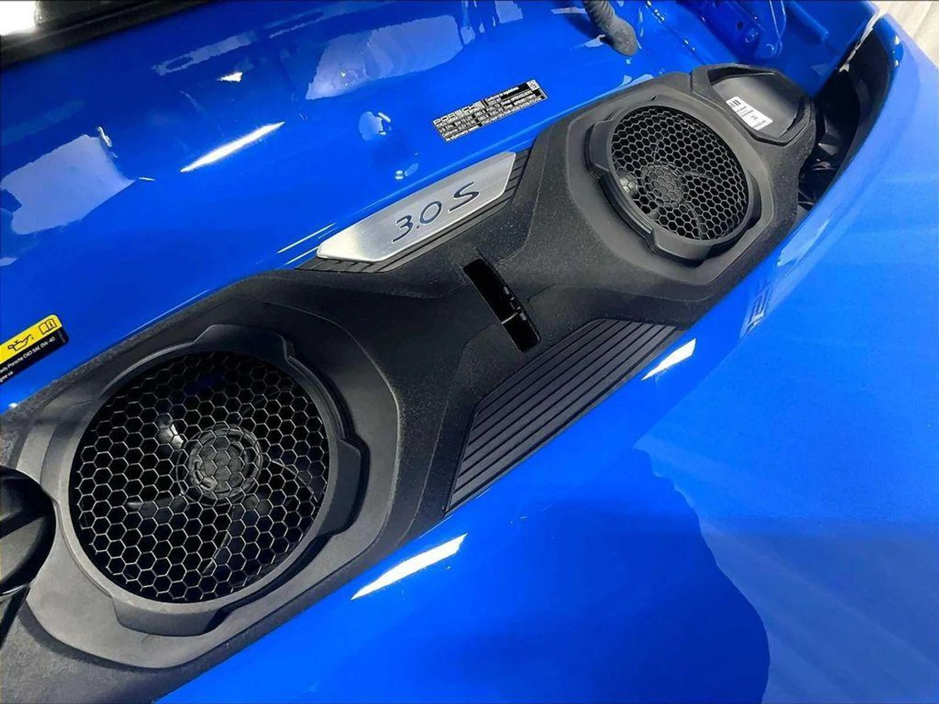 mph032_2633696136_d_Z8_KBM_Sh_GICV_5_Ttt_ZV_9i7_Da_RNI_0d275ef888