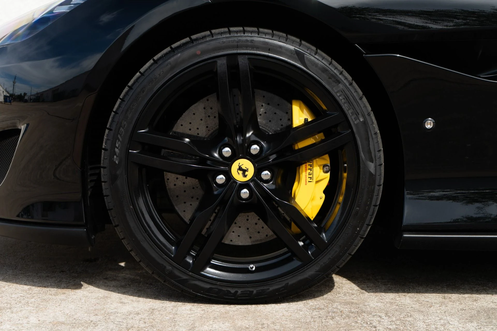 mph032_2644806845_Used_2020_Ferrari_Portofino_1775601900_ed2a0e89f1