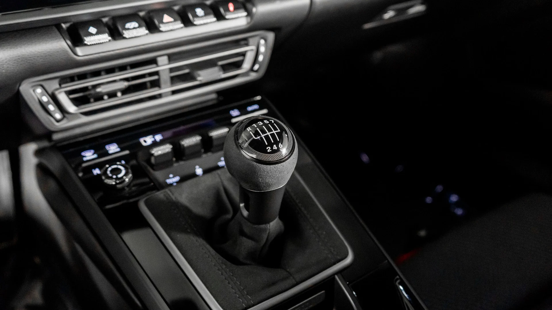 mph032_2645349319_content_homenetiol_com_2001243_2130496_0x0_7863511d327544f7b3b2c6d14f3f251f_119089d828