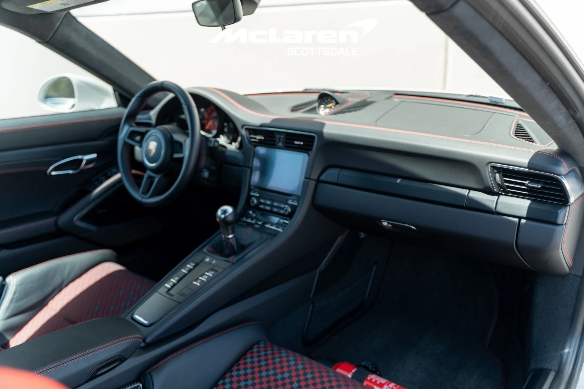 mph032_2646582504_Used_2018_PORSCHE_911_GT_3_1756222401_aca2b23b14