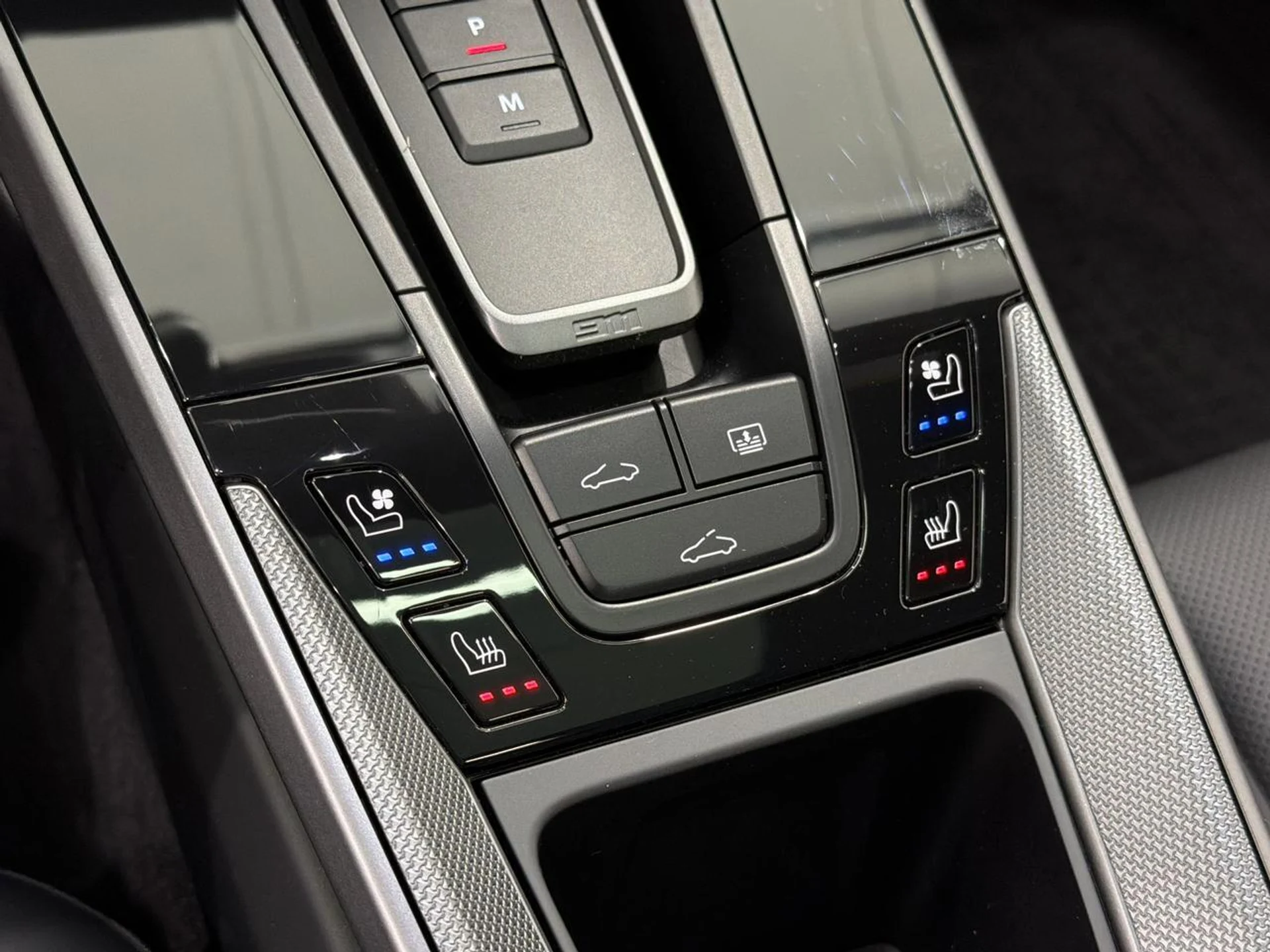 mph032_2647898164_d65d7e3d0024670cd212102647f63040_348f9910f1