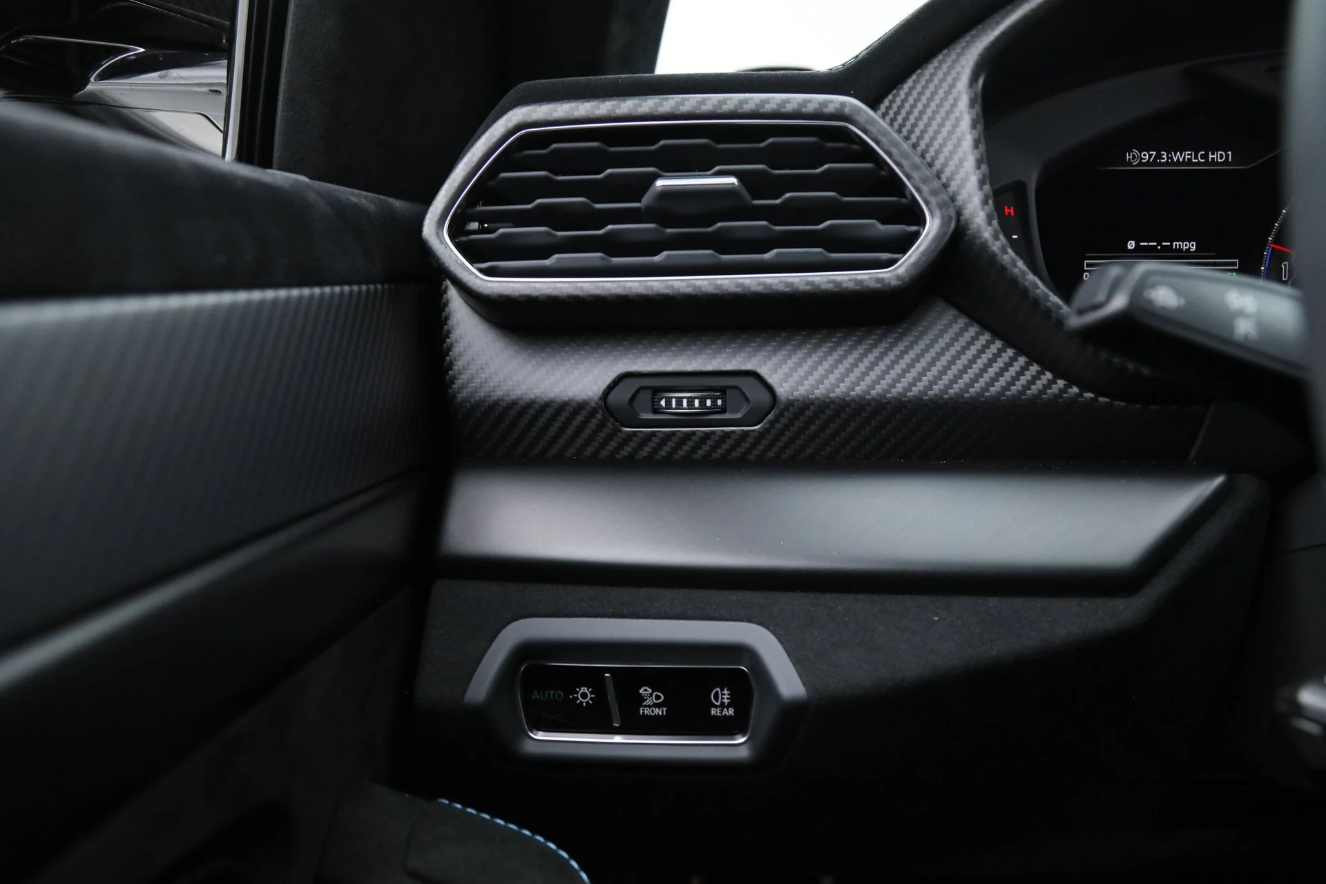 mph032_2650820580_67c1b875fa668e66731a25f78866f941_ea26bdb6fe