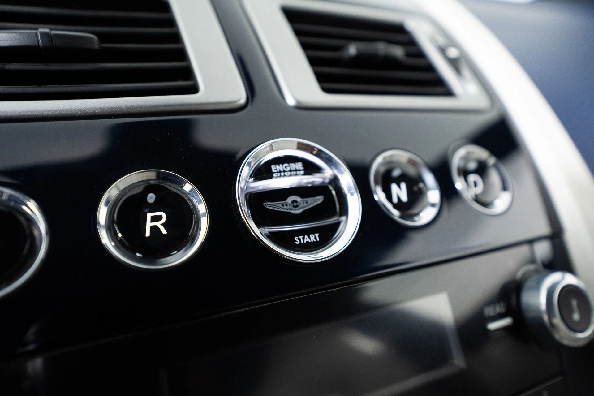 mph032_2654322584_85918753f4e8439a975a35f520a47192_f211eeecde