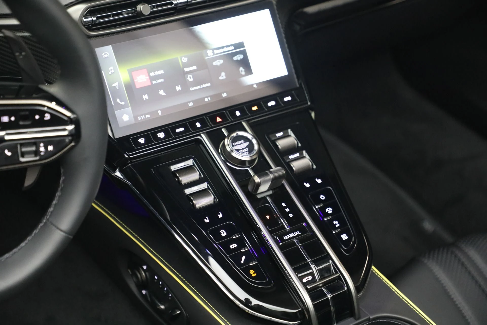 mph032_2661660495_New_2026_Aston_Martin_Vantage_Roadster_1790027458_aff8397b22