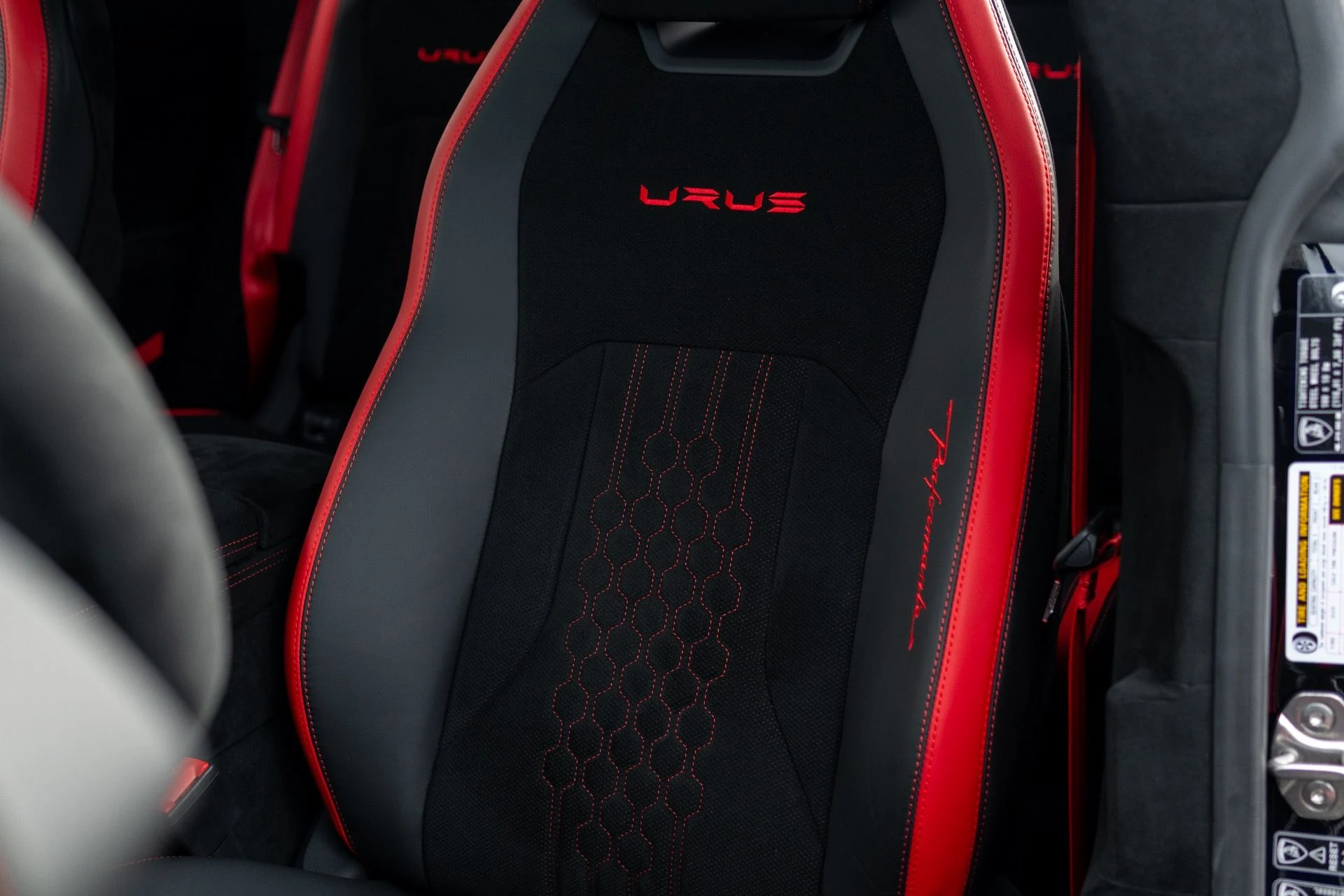 mph032_2664608643_Used_2024_Lamborghini_Urus_Performante_1766445778_06671285fd