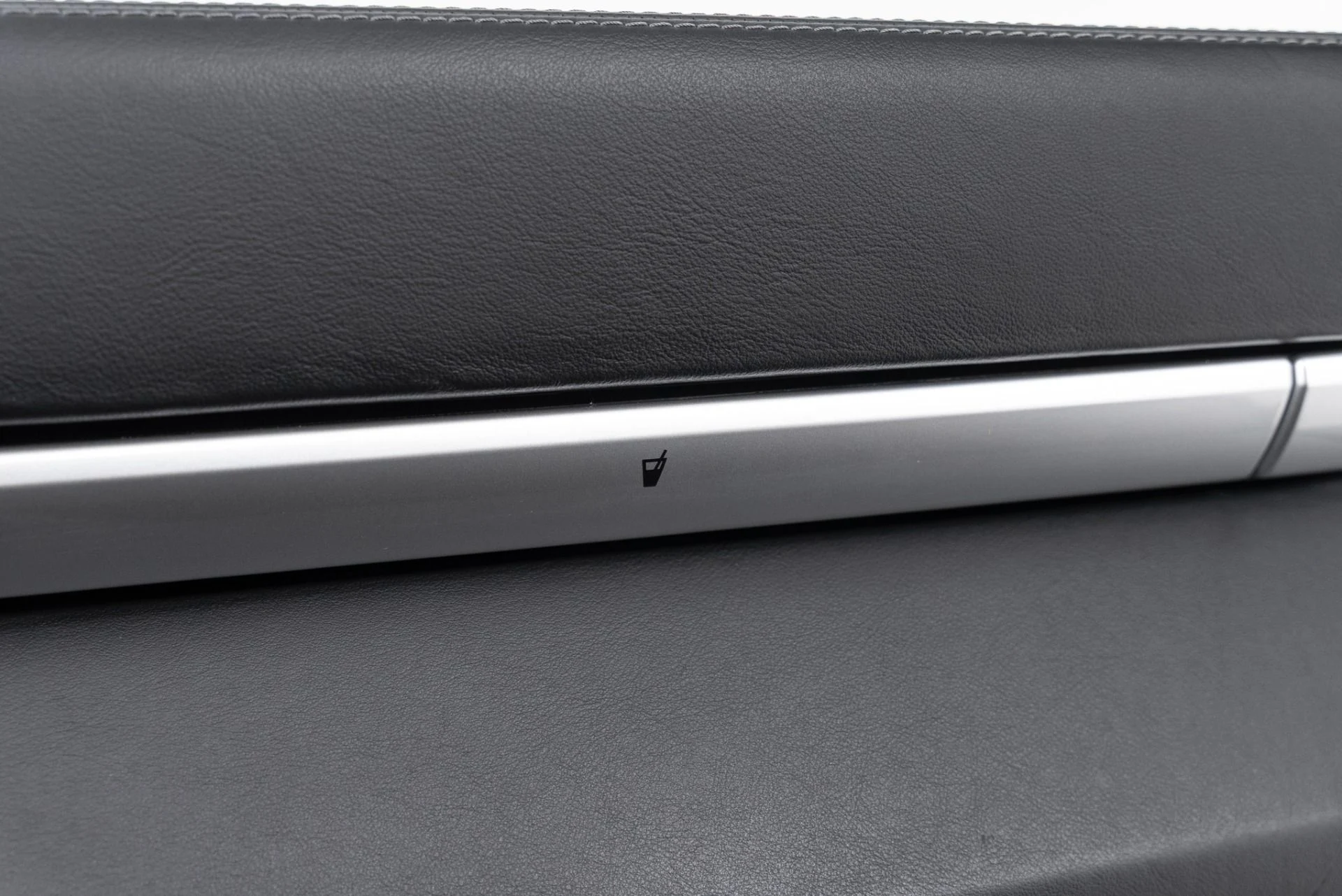 mph032_2665801450_Used_2006_Porsche_911_Carrera_S_Carrera_S_1756323811_72646d634c