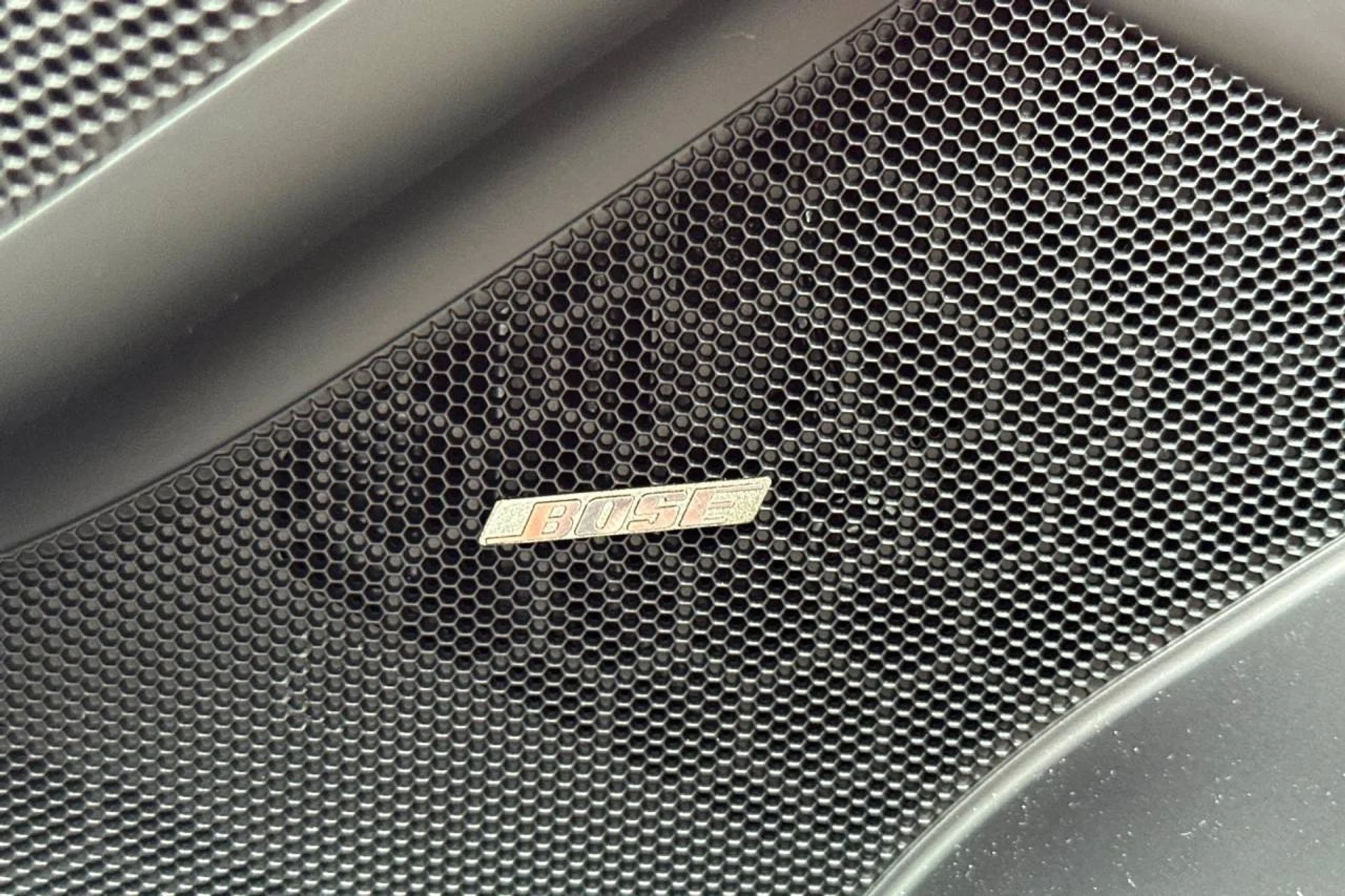 mph032_2677705726_1280_4574609217