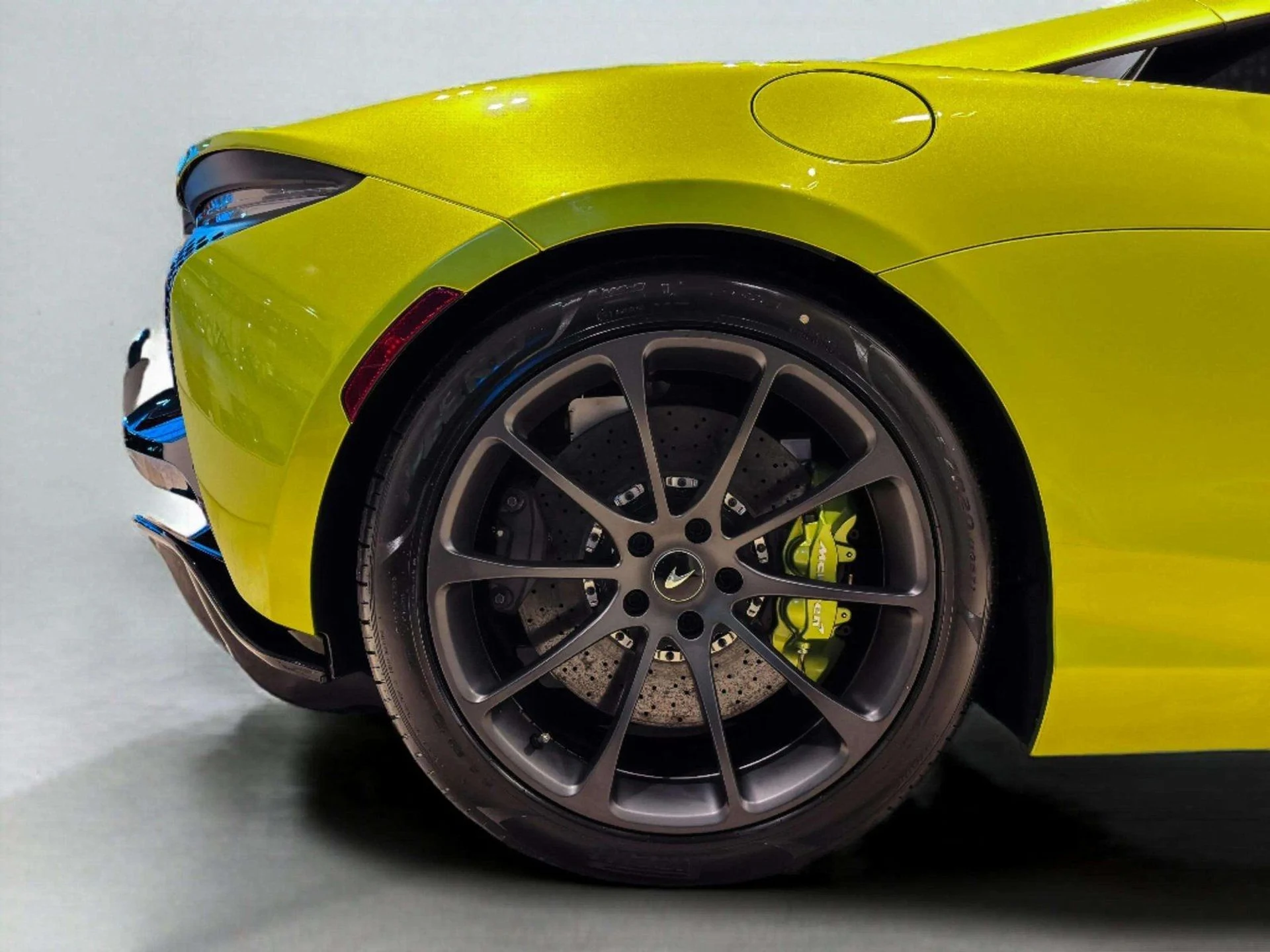 mph032_2678896211_image_33_e6f67a9fc0