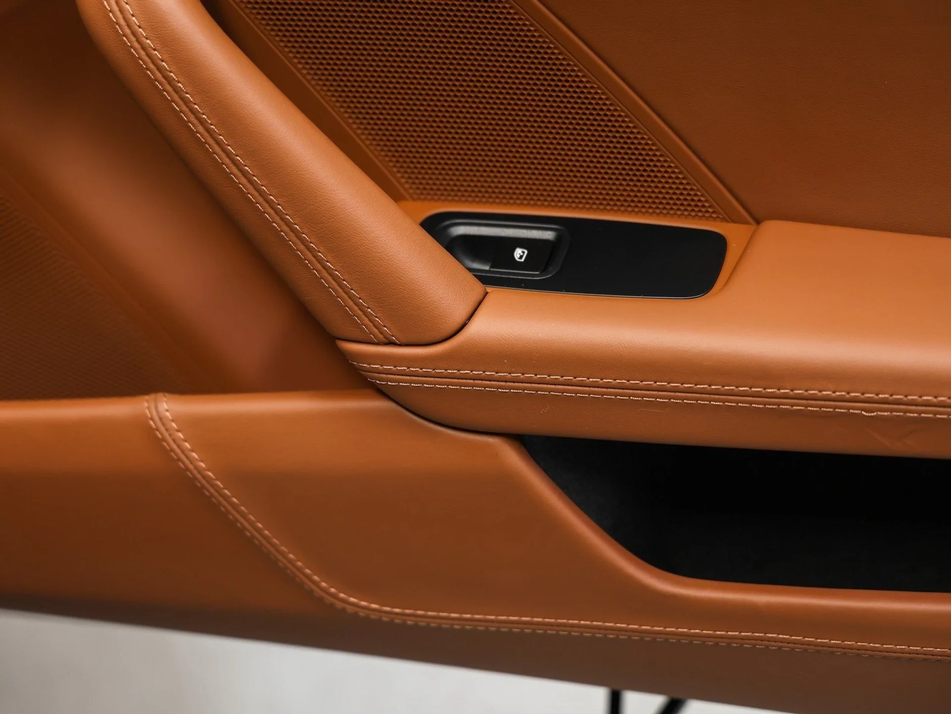 mph032_2699767864_33_3067047c52