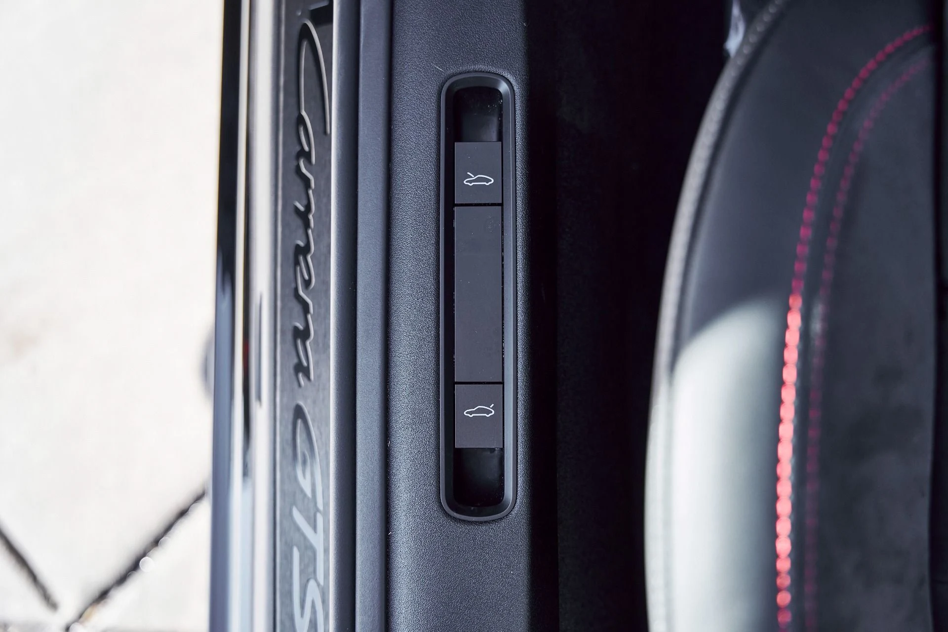 mph032_2713744784_Used_2026_Porsche_911_Carrera_GTS_1767062899_f64d102d0e