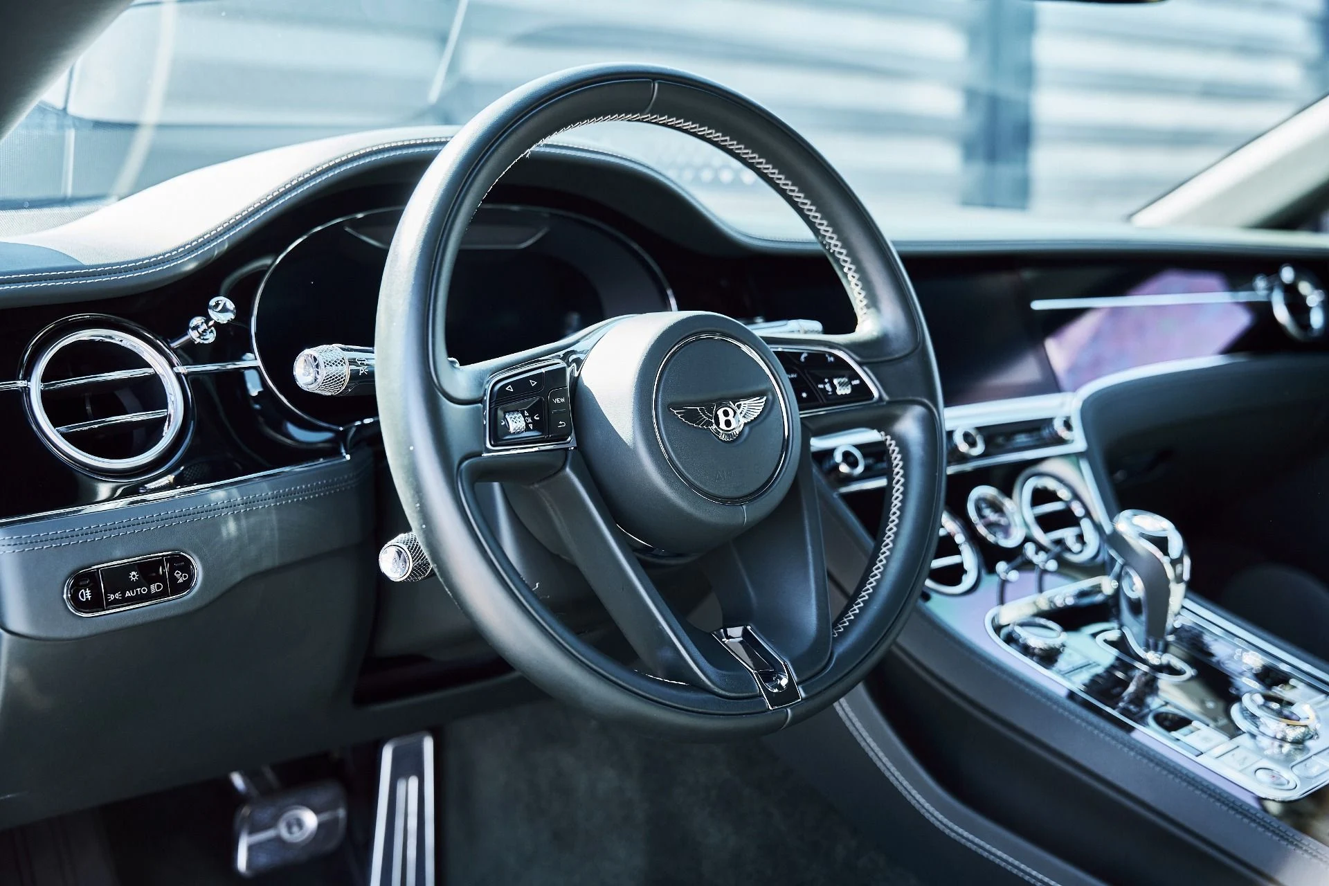 mph032_2719102756_Used_2020_Bentley_Continental_GT_V8_1776226458_19fae4d354